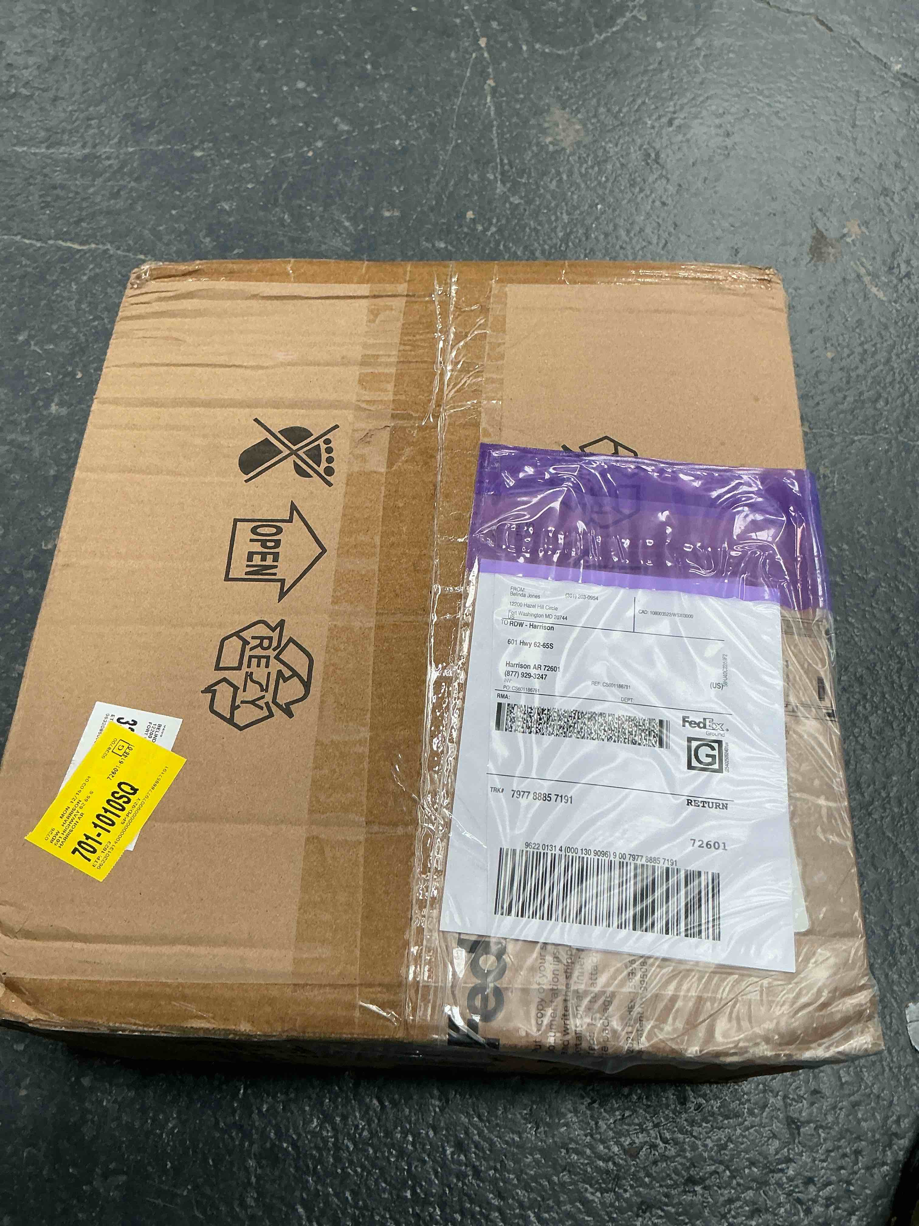 Condition photo showing Good Condition for Bora 3 - Light Glass Flush Mount Ceiling Light for Kitchen Bedroom Entryway Hallway