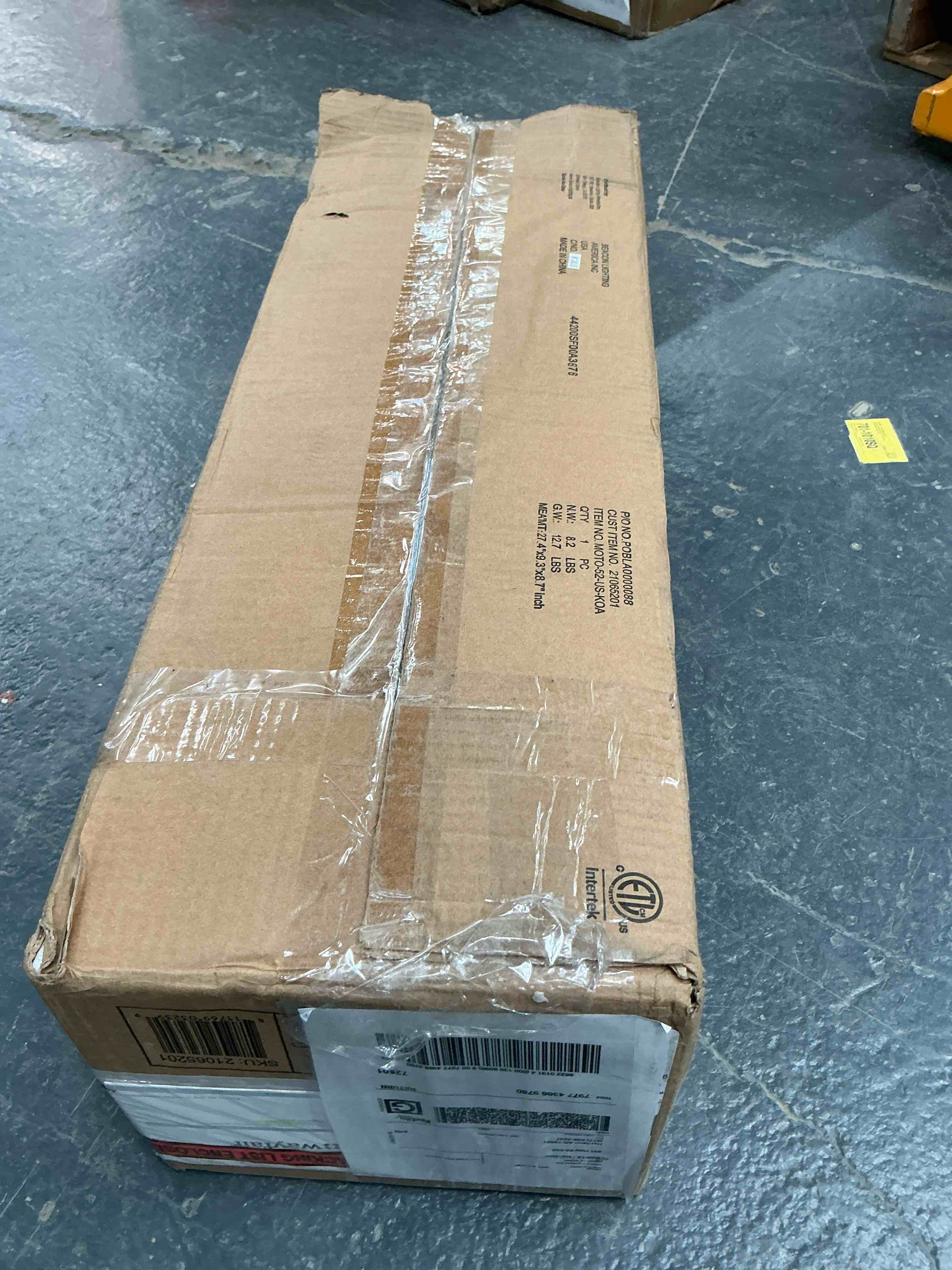 Condition photo showing Good Condition for 52" Willow 3 - Blade Standard Ceiling Fan with Remote Control