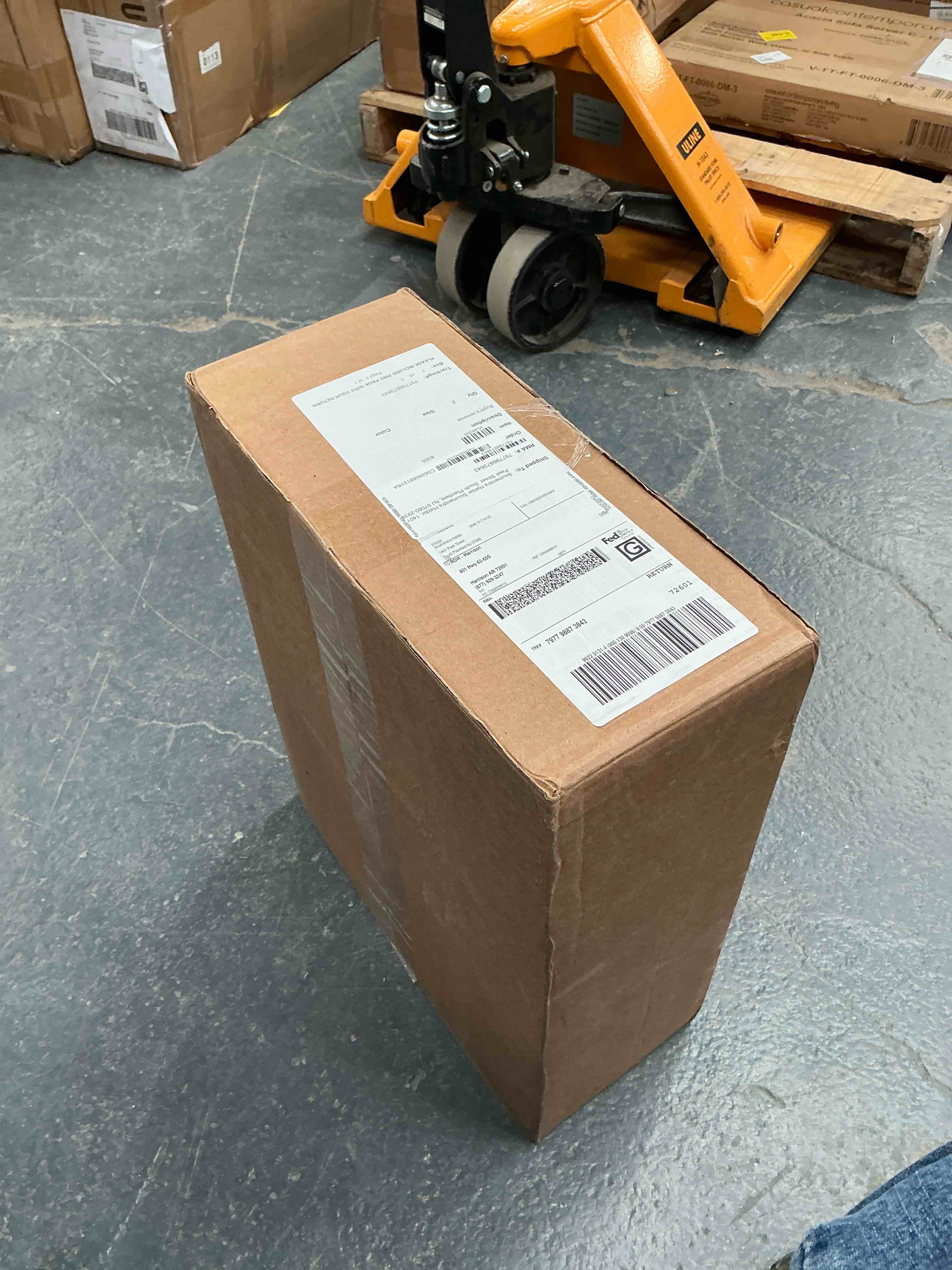 Condition photo showing Good Condition for SoftCloseÂ® Elongated Toilet Seat