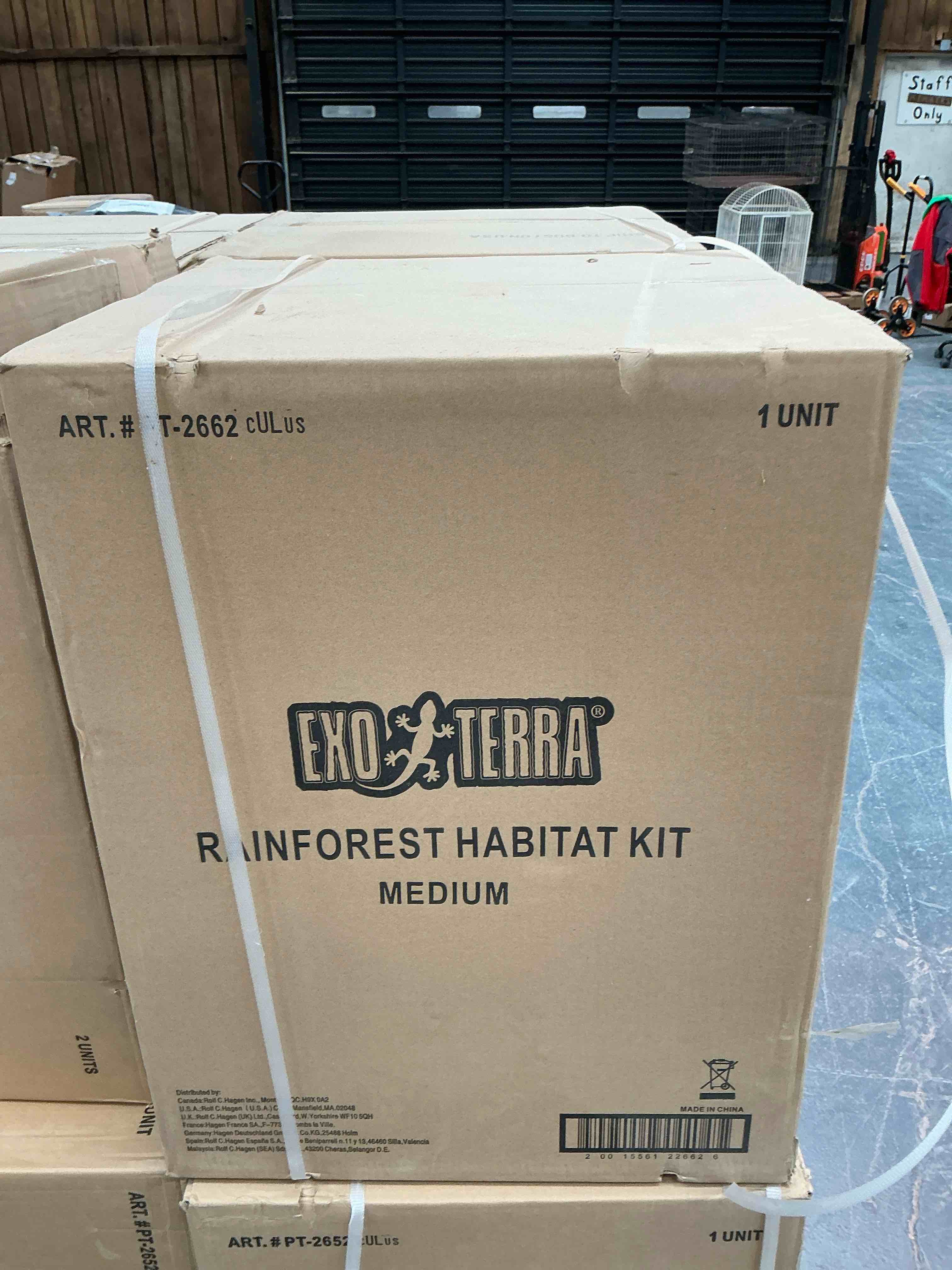 Condition photo showing Good Condition for Exo Terra Rainforest Habitat Kit Medium 