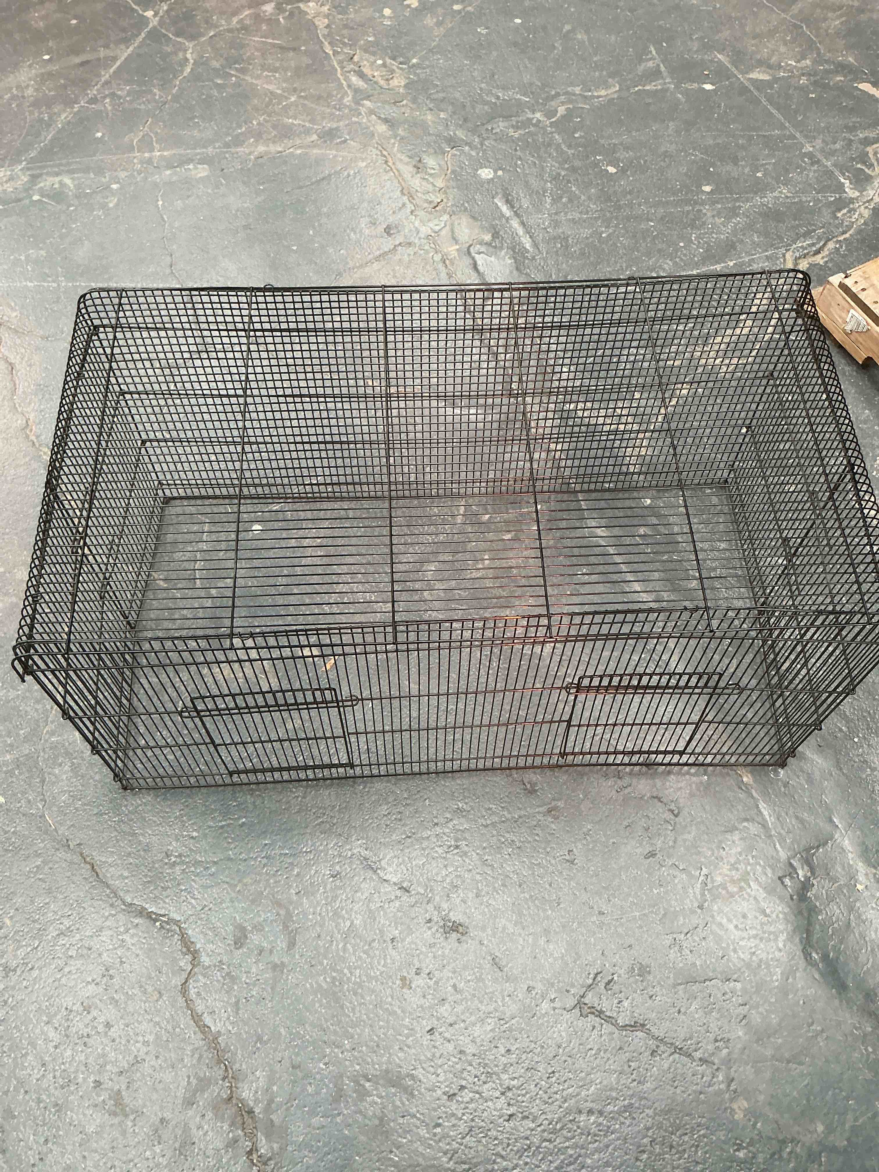 Condition photo showing As Is for PET CAGE (NO BOTTOM) 