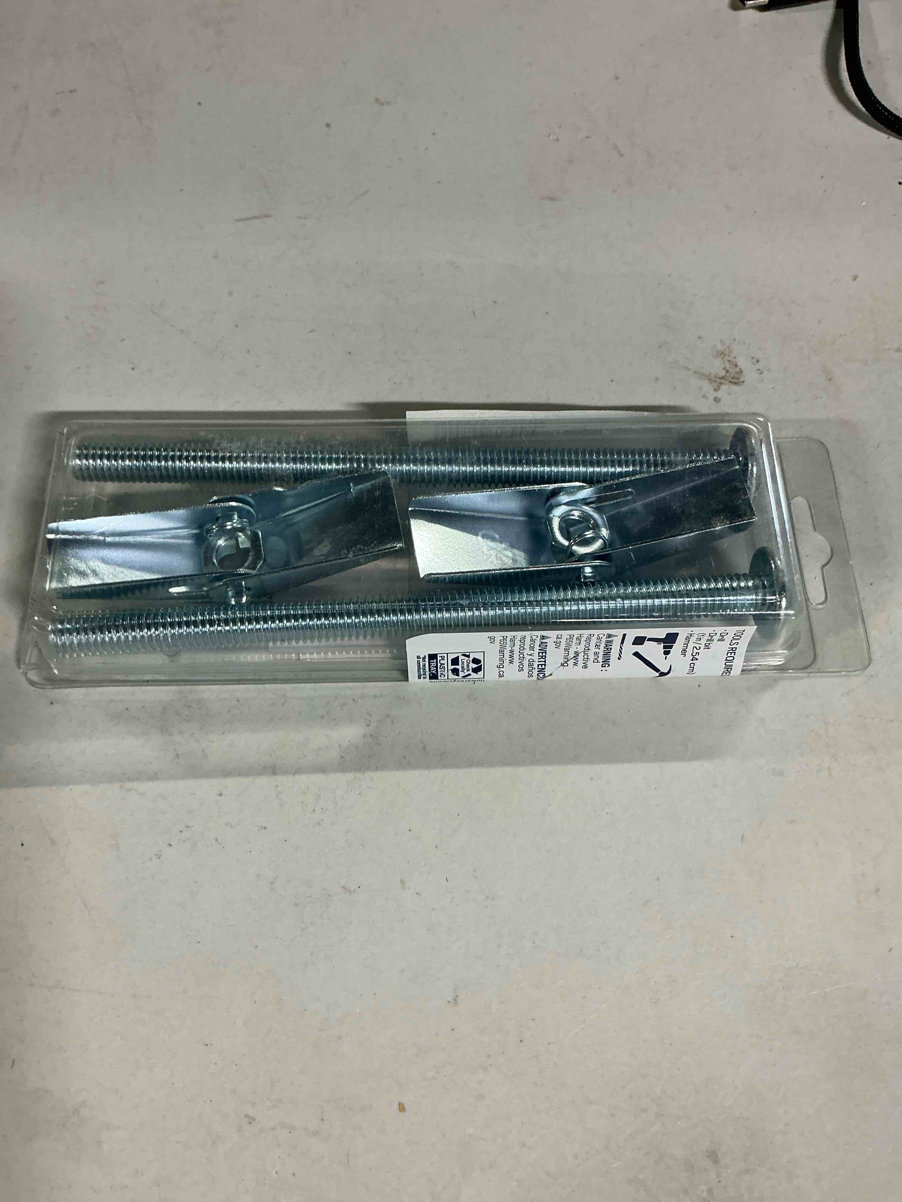 Condition photo showing Good Condition for Project Source Toggle Bolts