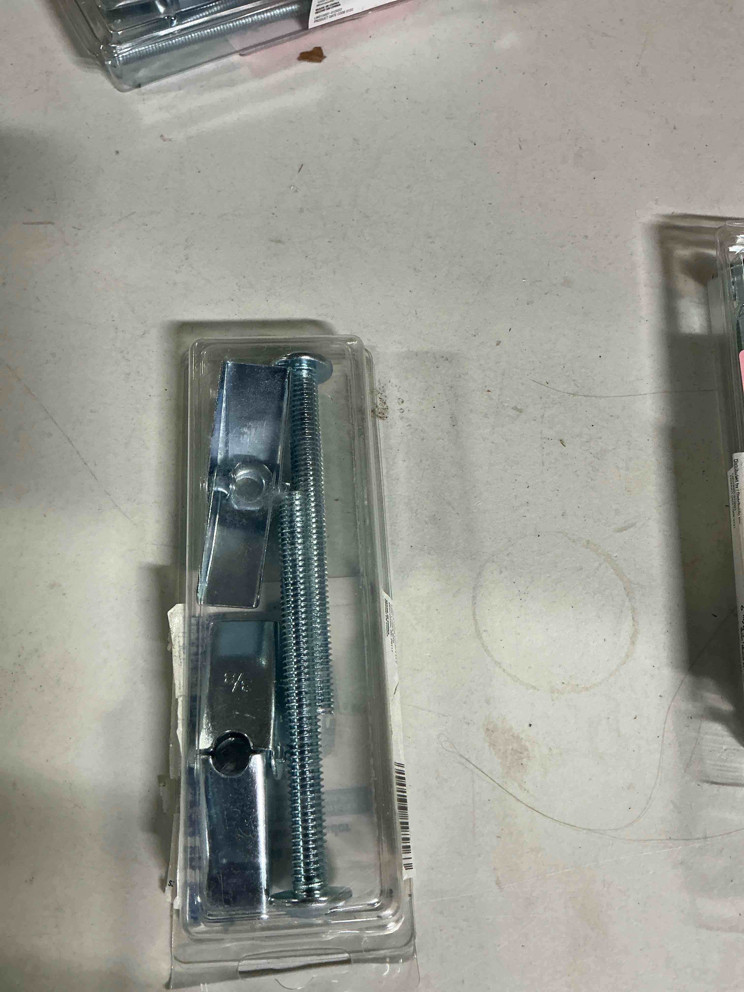 Condition photo showing Good Condition for Project Source Toggle Bolts