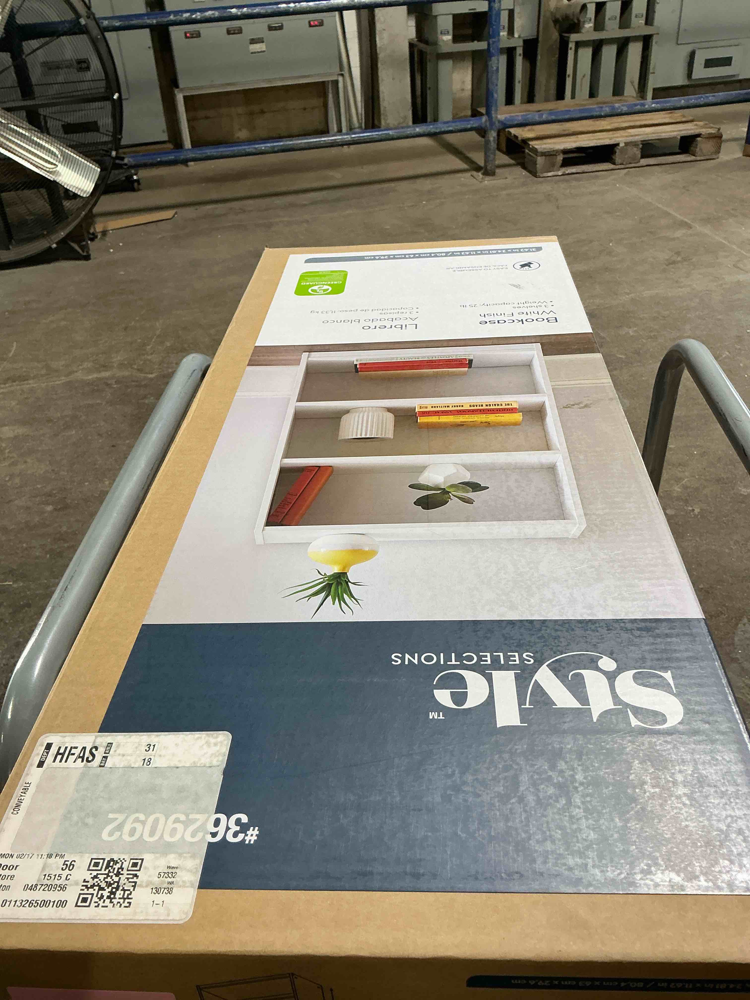 Condition photo showing Good Condition for Style Selections Bookcase