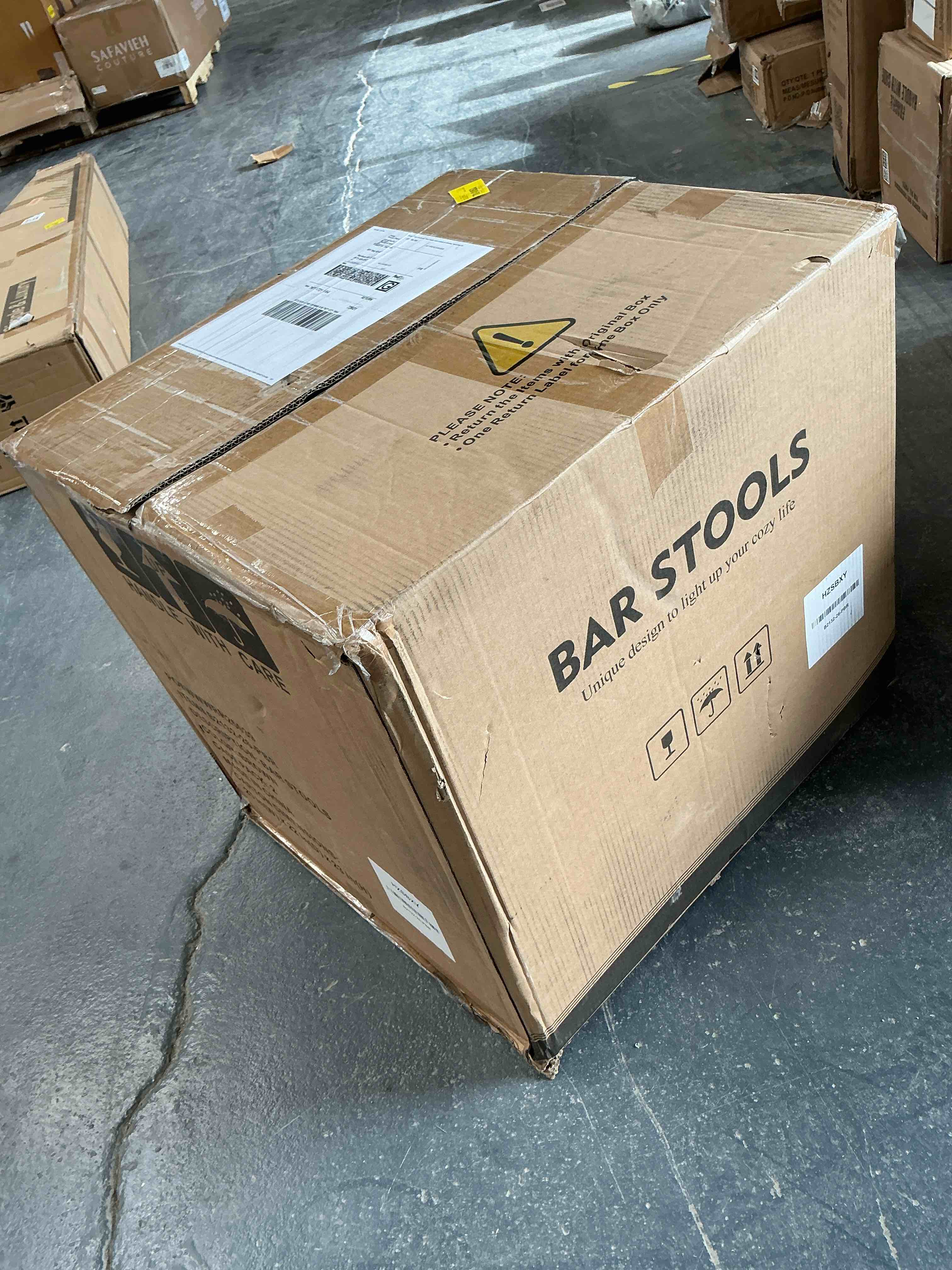 Condition photo showing Good Condition for Bar Stools