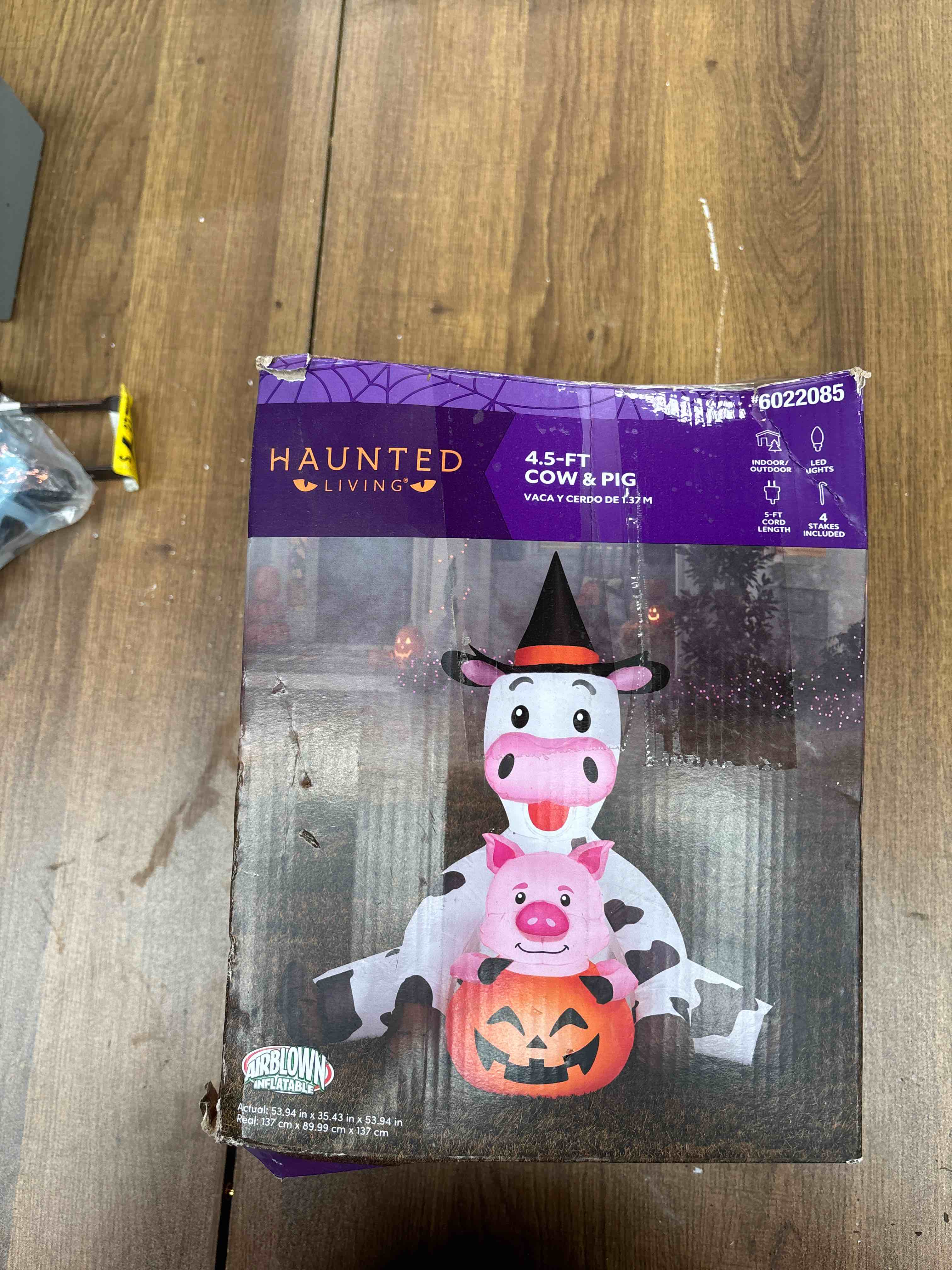 Haunted Living 4.5 ft Inflatable Cow and Pig