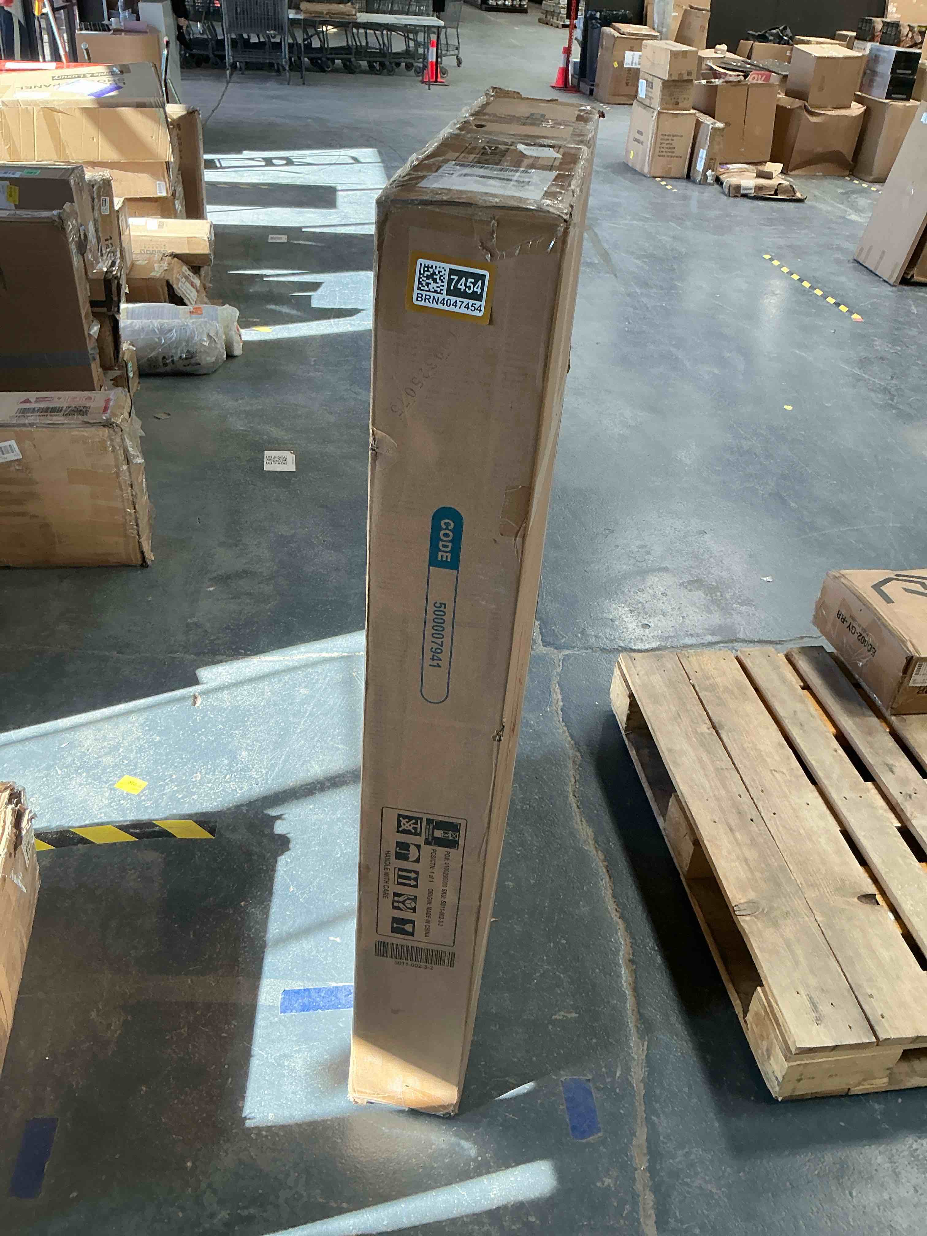 (NOT COMPLETE ONLY 1 BOX OF MANY) Elanora 122"W Spacious Sectional Sofa With Dual-Layer Cushions \u0026 Ottomans