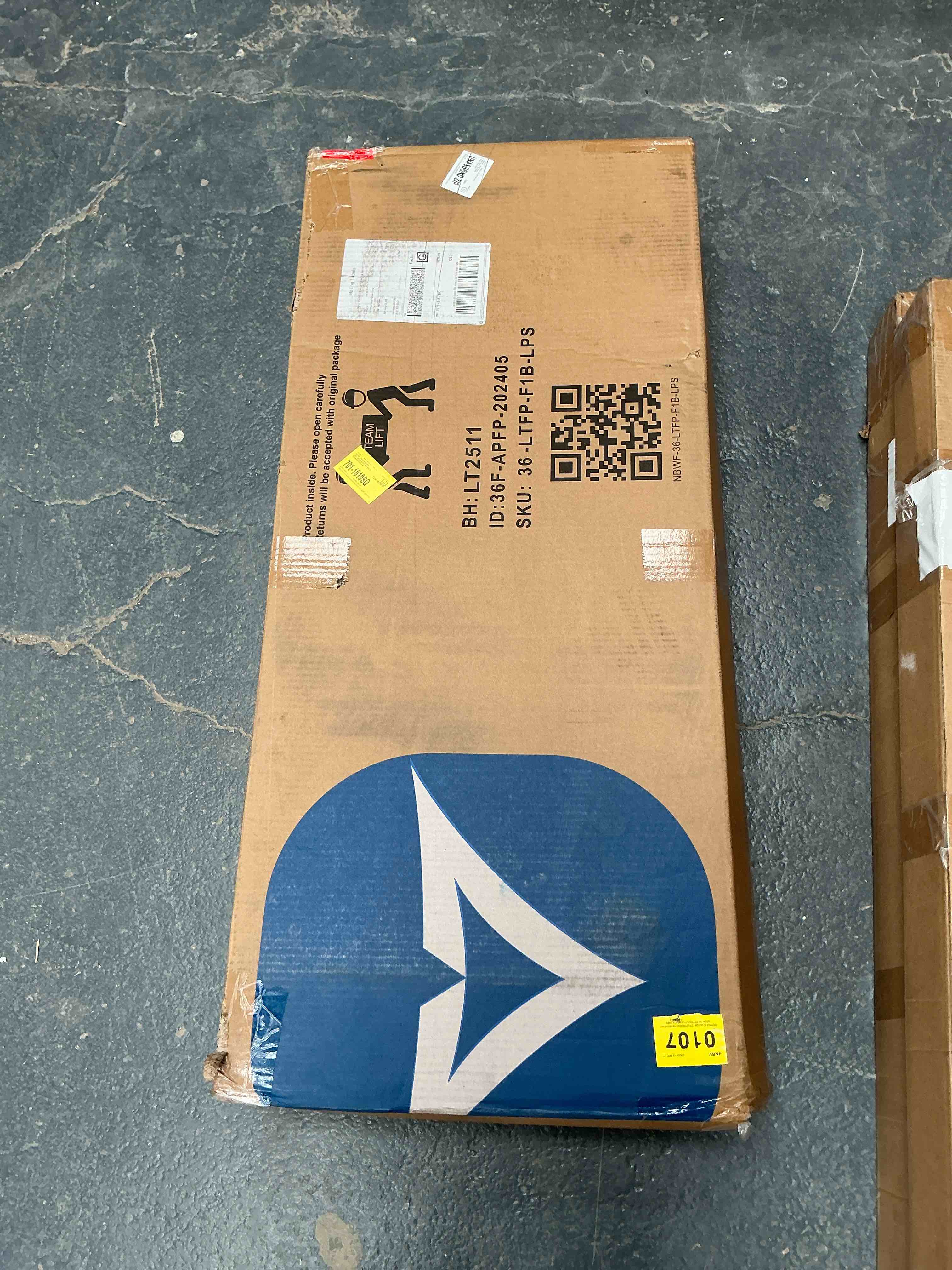 Condition photo showing Good Condition for 36 Inch Fireplace For 70 Inch Tv Stand( only fireplace)