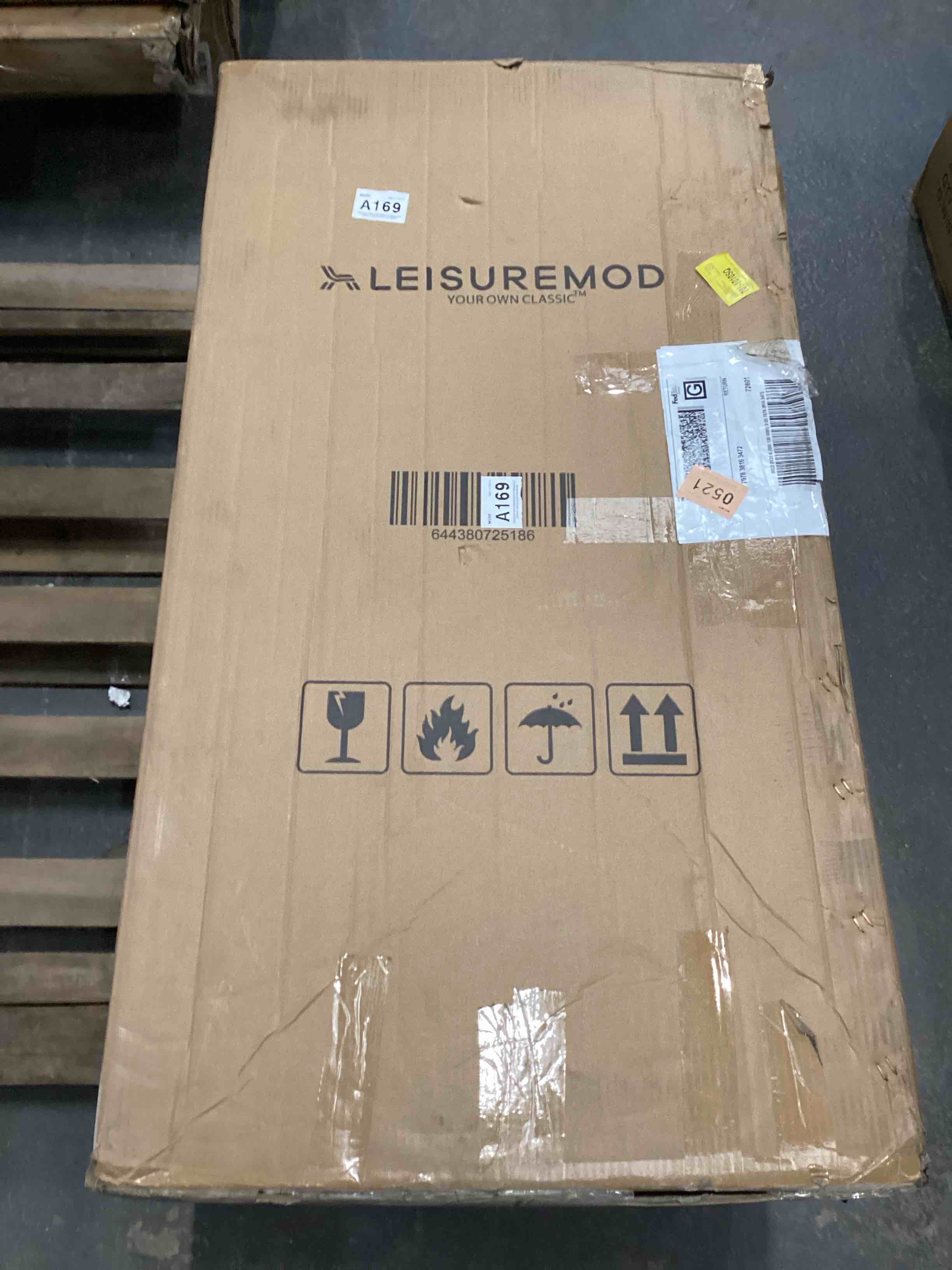 Condition photo showing Good Condition for Greydon Round Bar Height Dining Table with MDF Top and Gold Stainless Steel Pedestal Base Kitchen Table Seats 2-6 Person