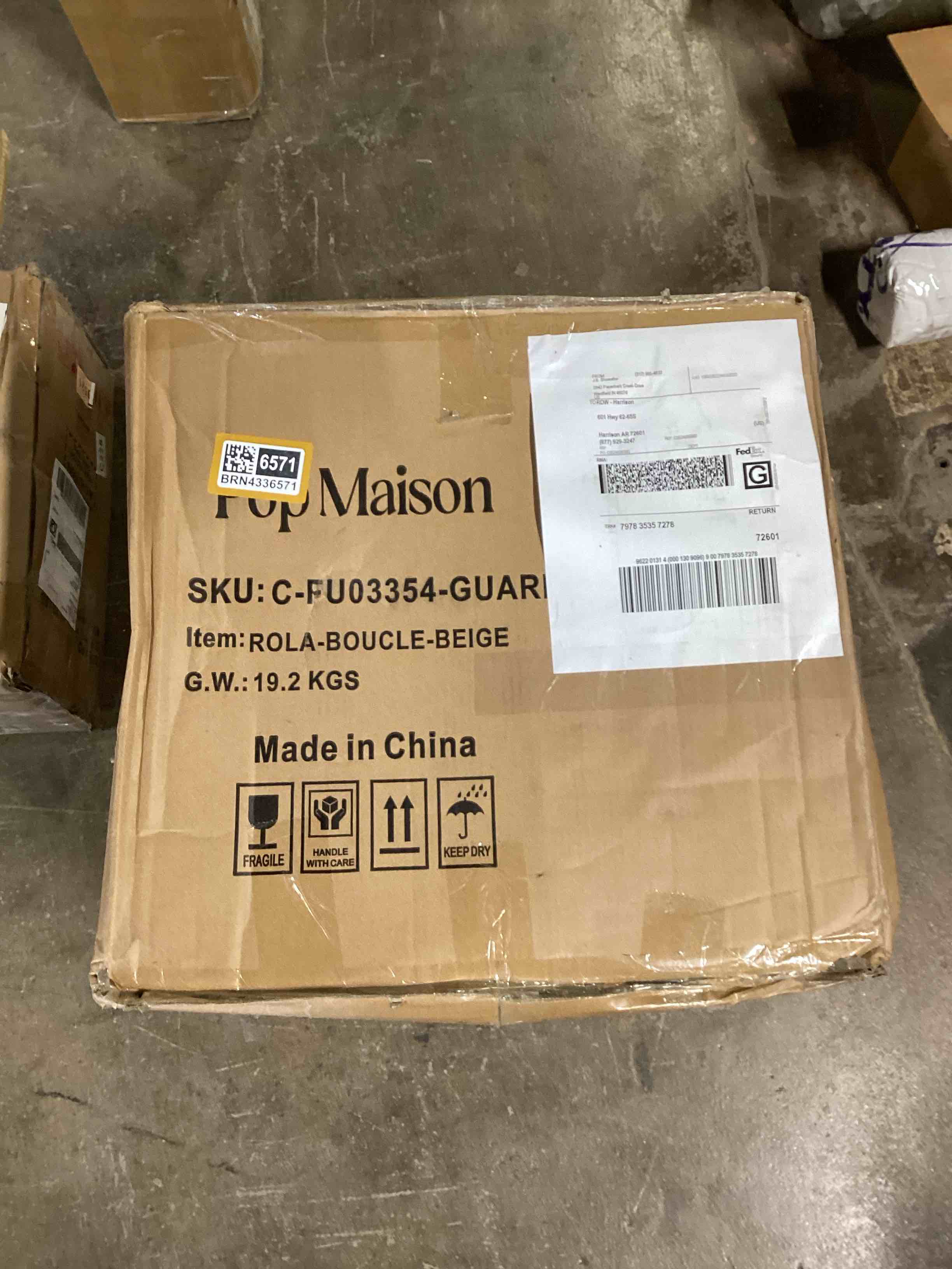 Condition photo showing Good Condition for Fellman  2 Pack Fabric Arm Chair in Beige