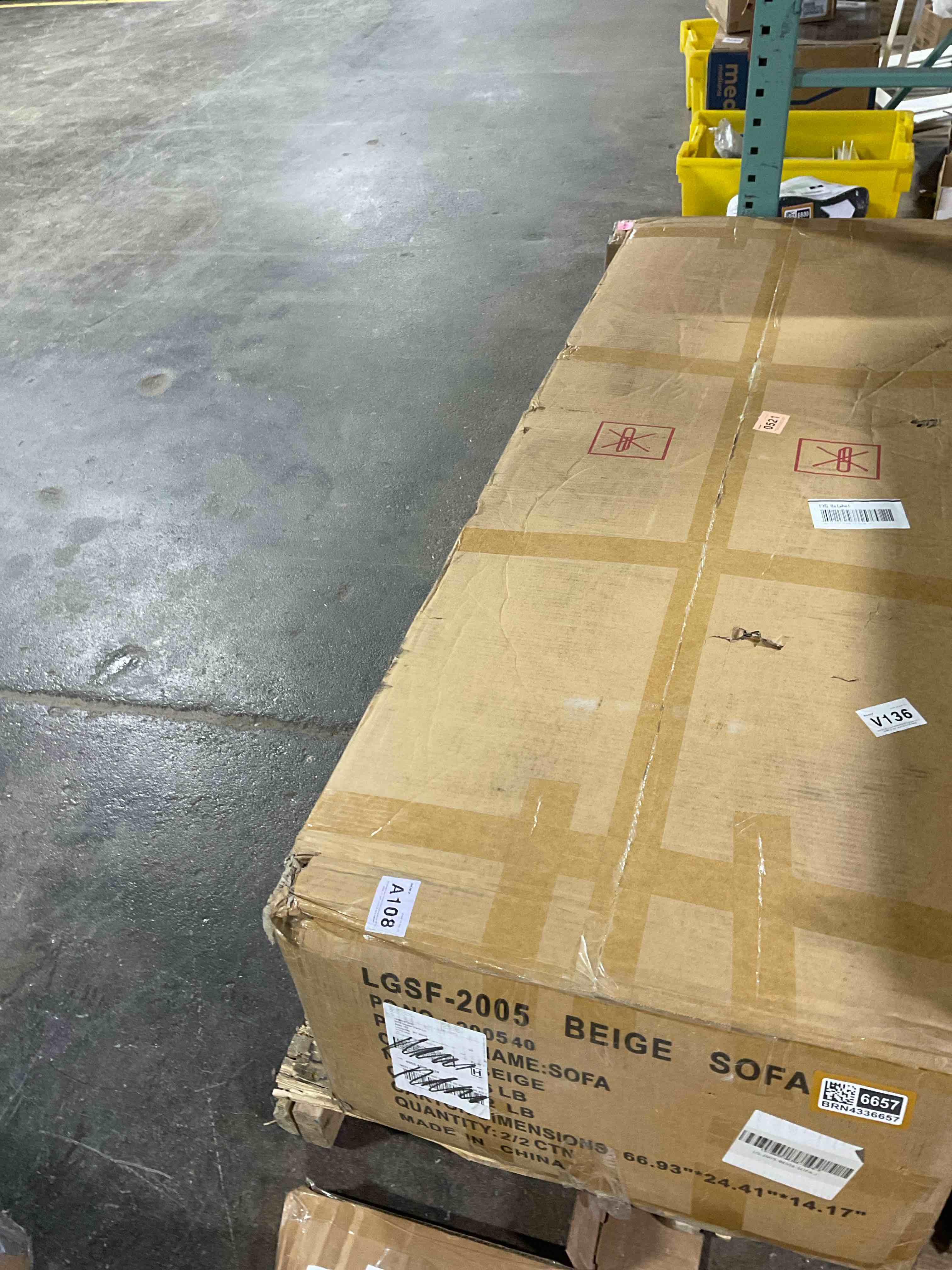 Condition photo showing Good Condition for LGSF-2005-BEIGE-LOVESEAT 2/2