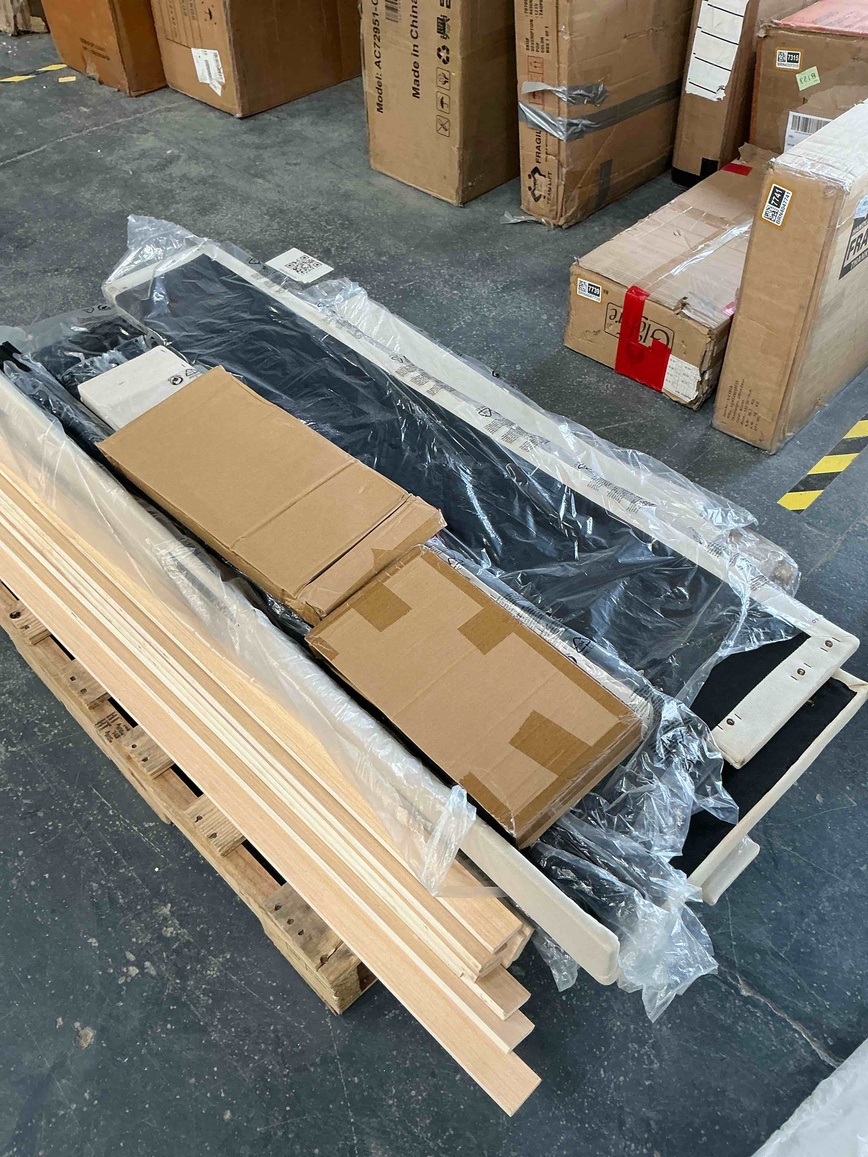 Upholstered Queen Bed in Beige 