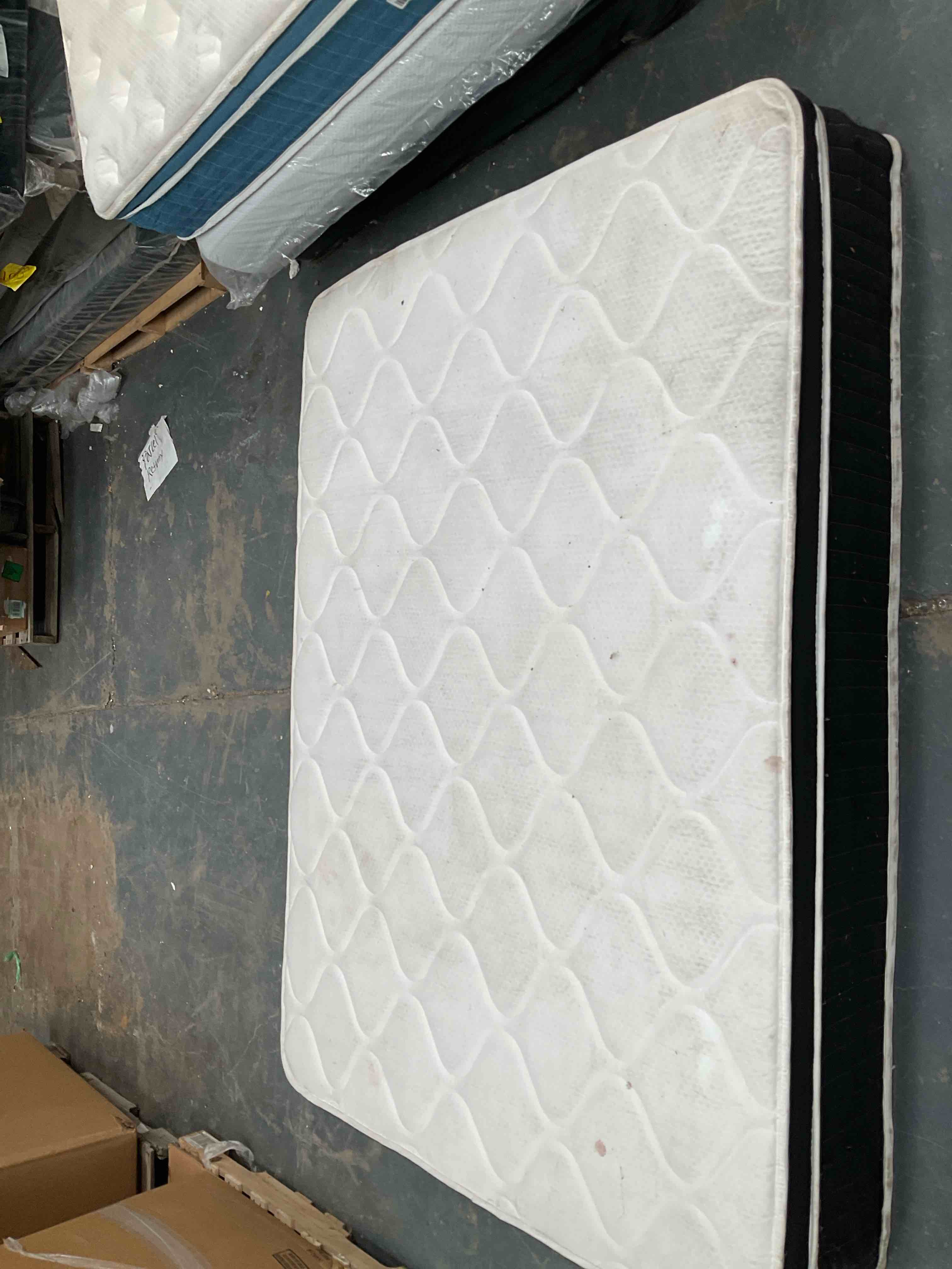 Condition photo showing Good Condition for Full Size Mattress