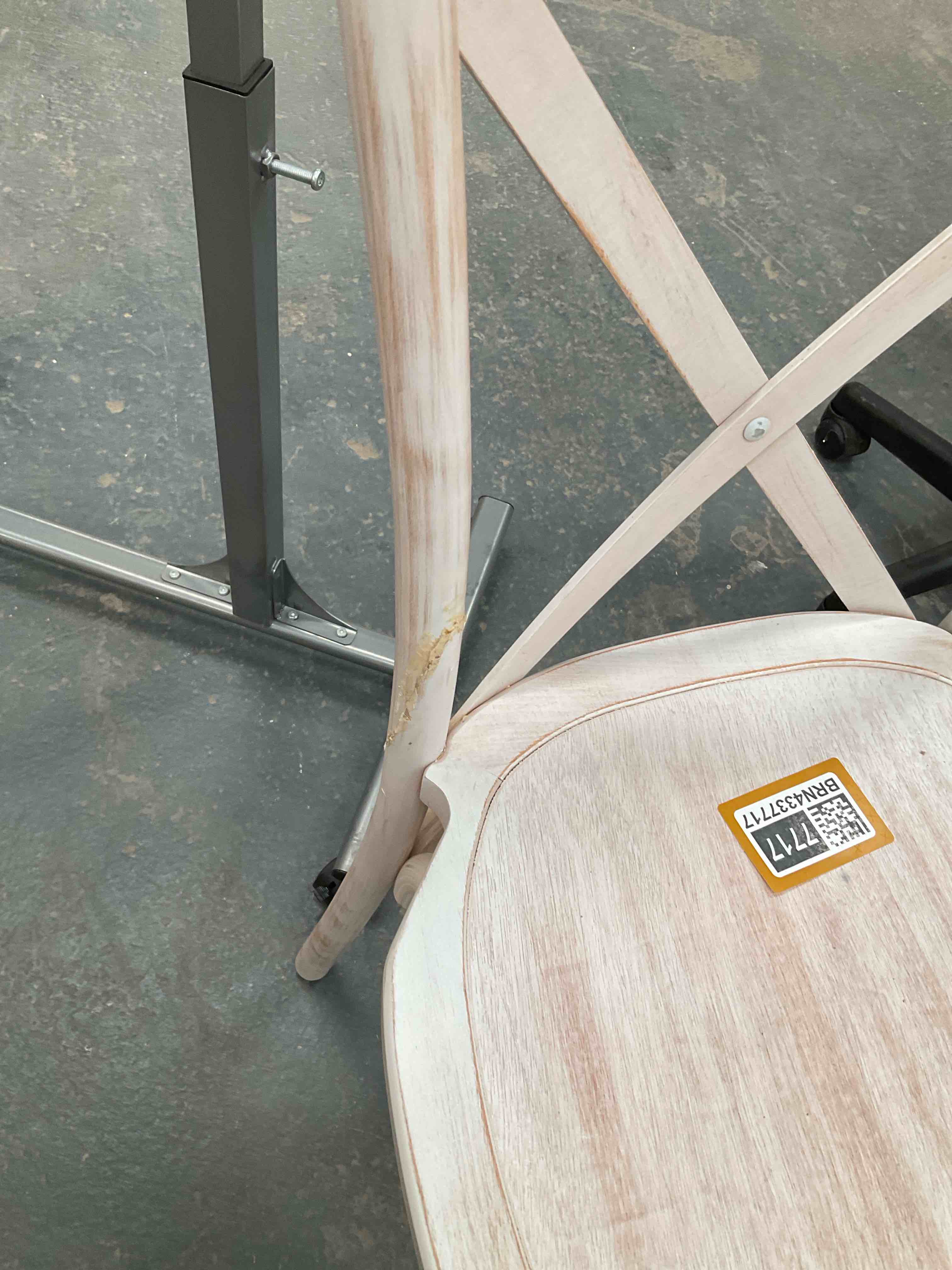 Condition photo showing Good Condition for Single chair see pictures