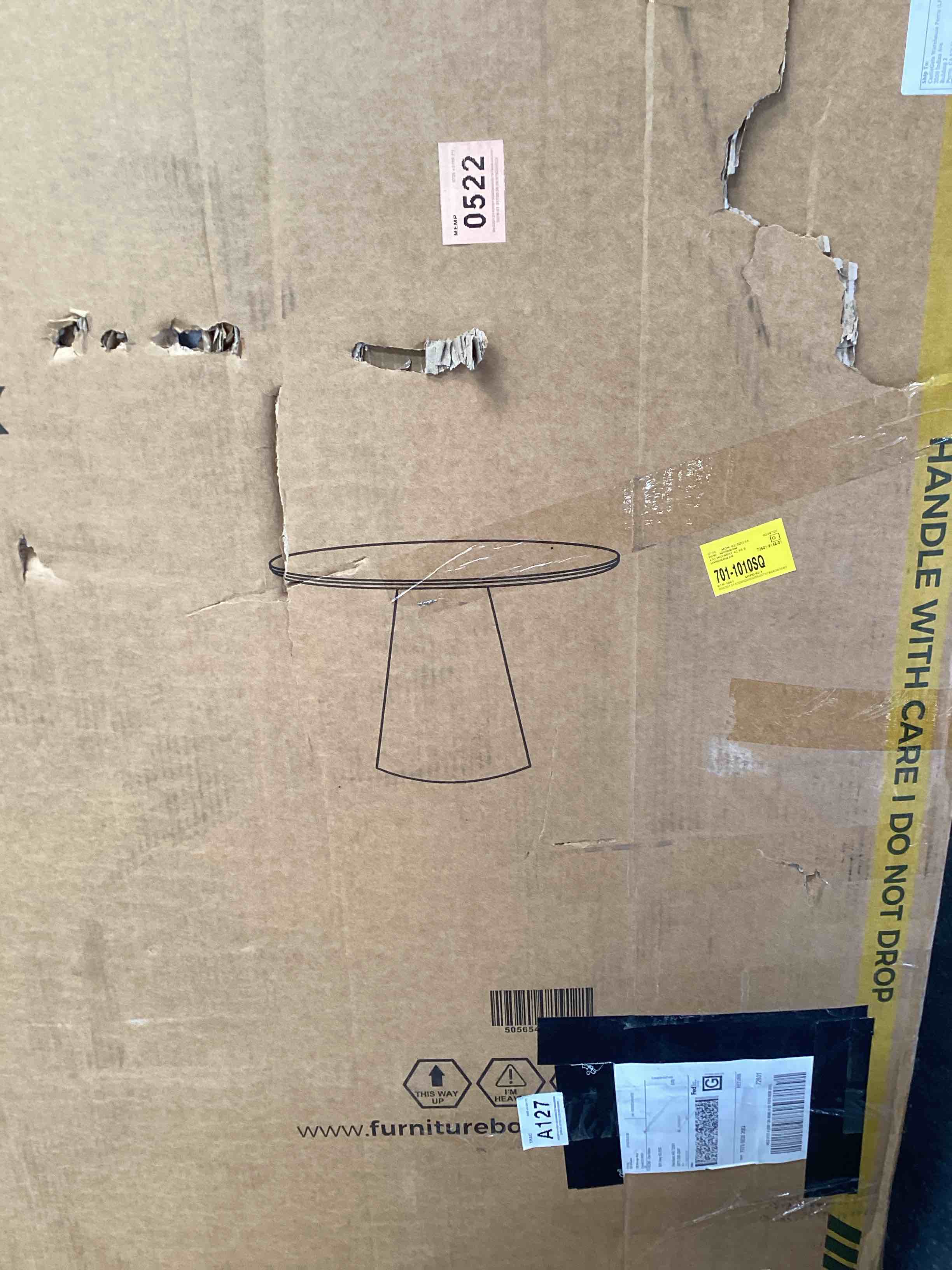 palma round dining table