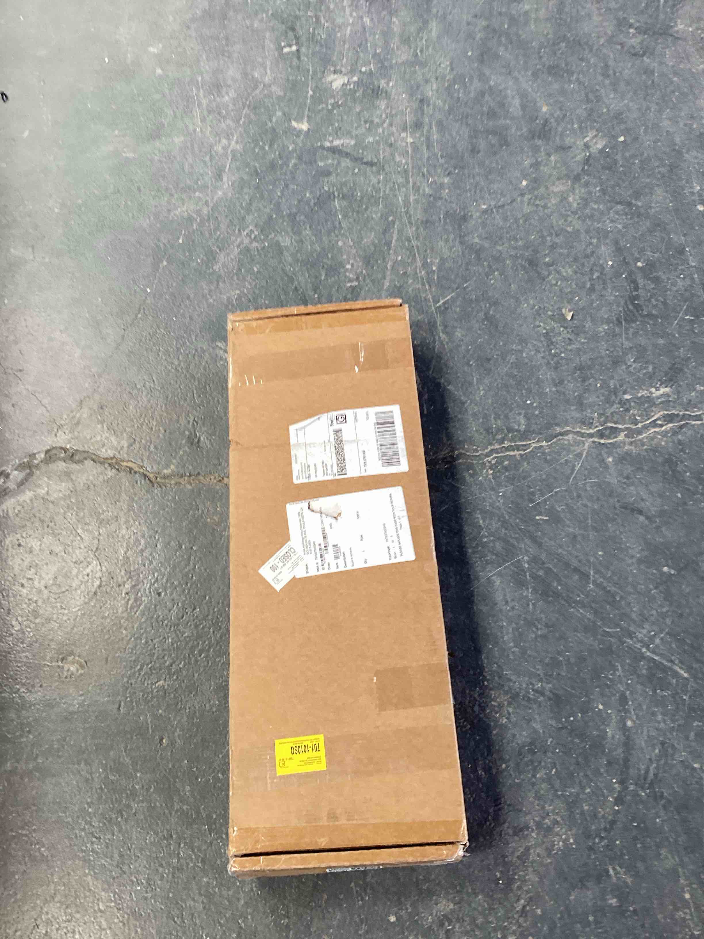 Condition photo showing Good Condition for incomplete shower set