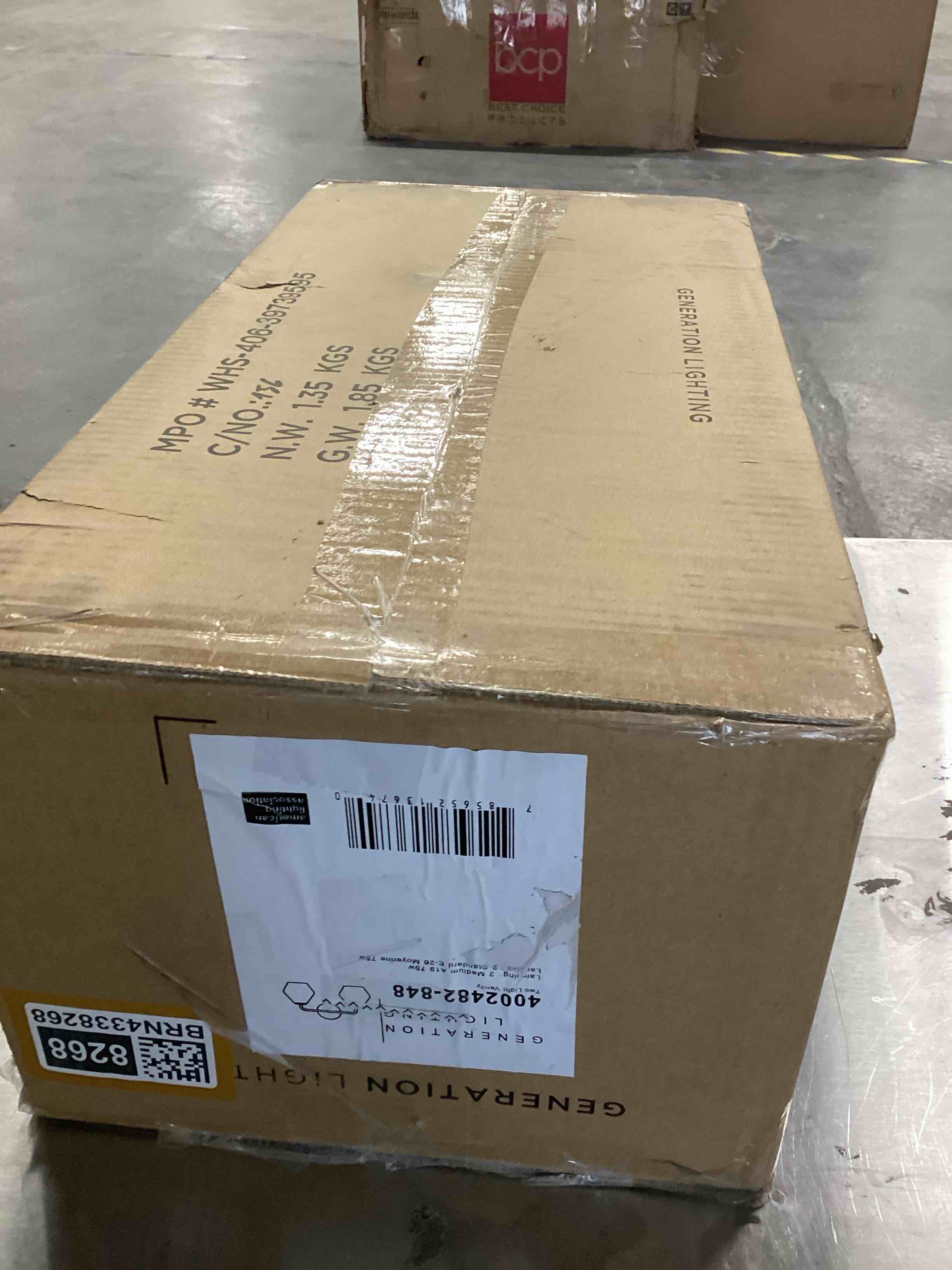 Condition photo showing Good Condition for generation lighting double fixture 