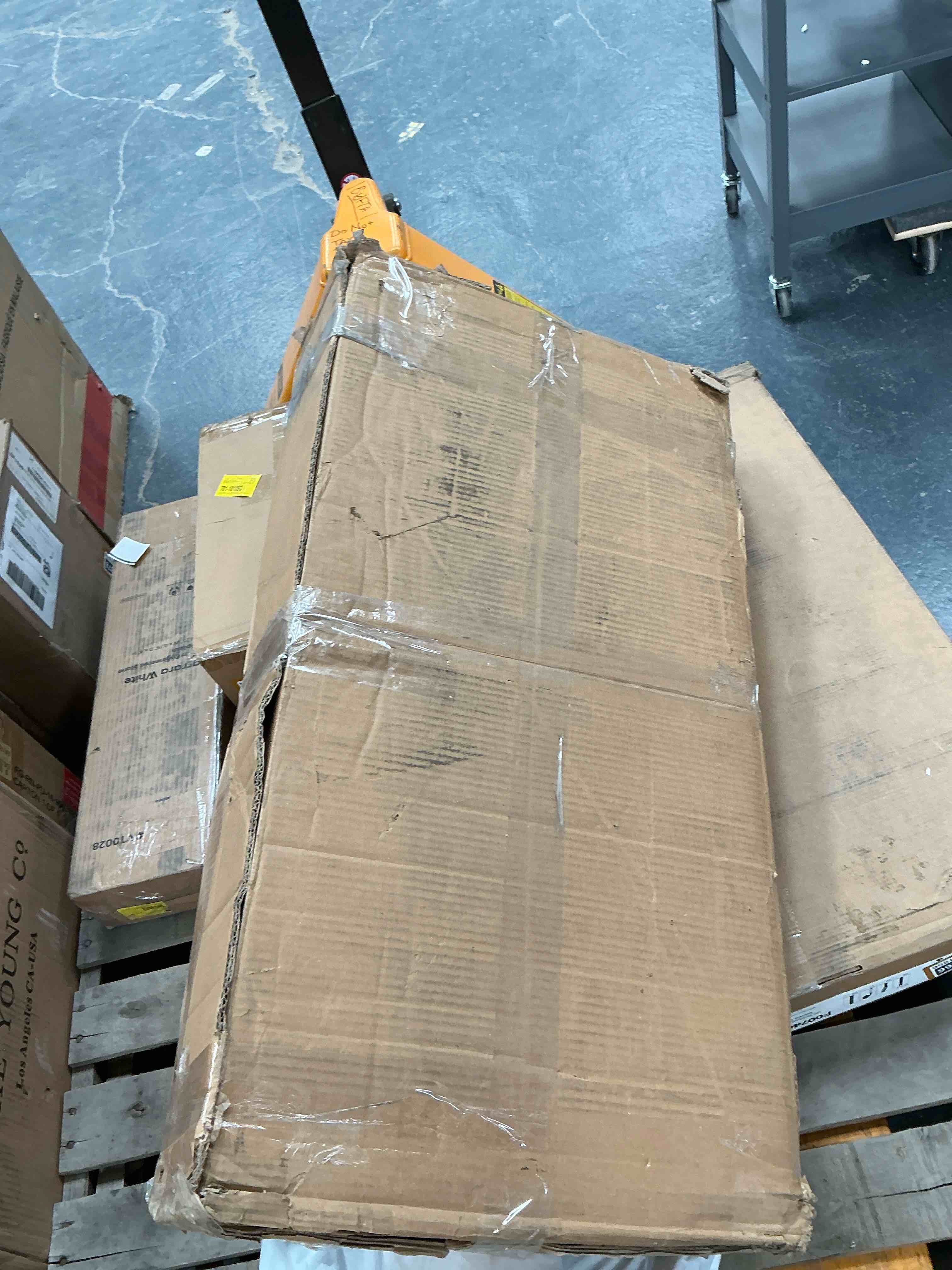 Condition photo showing Good Condition for SMALL CABINET