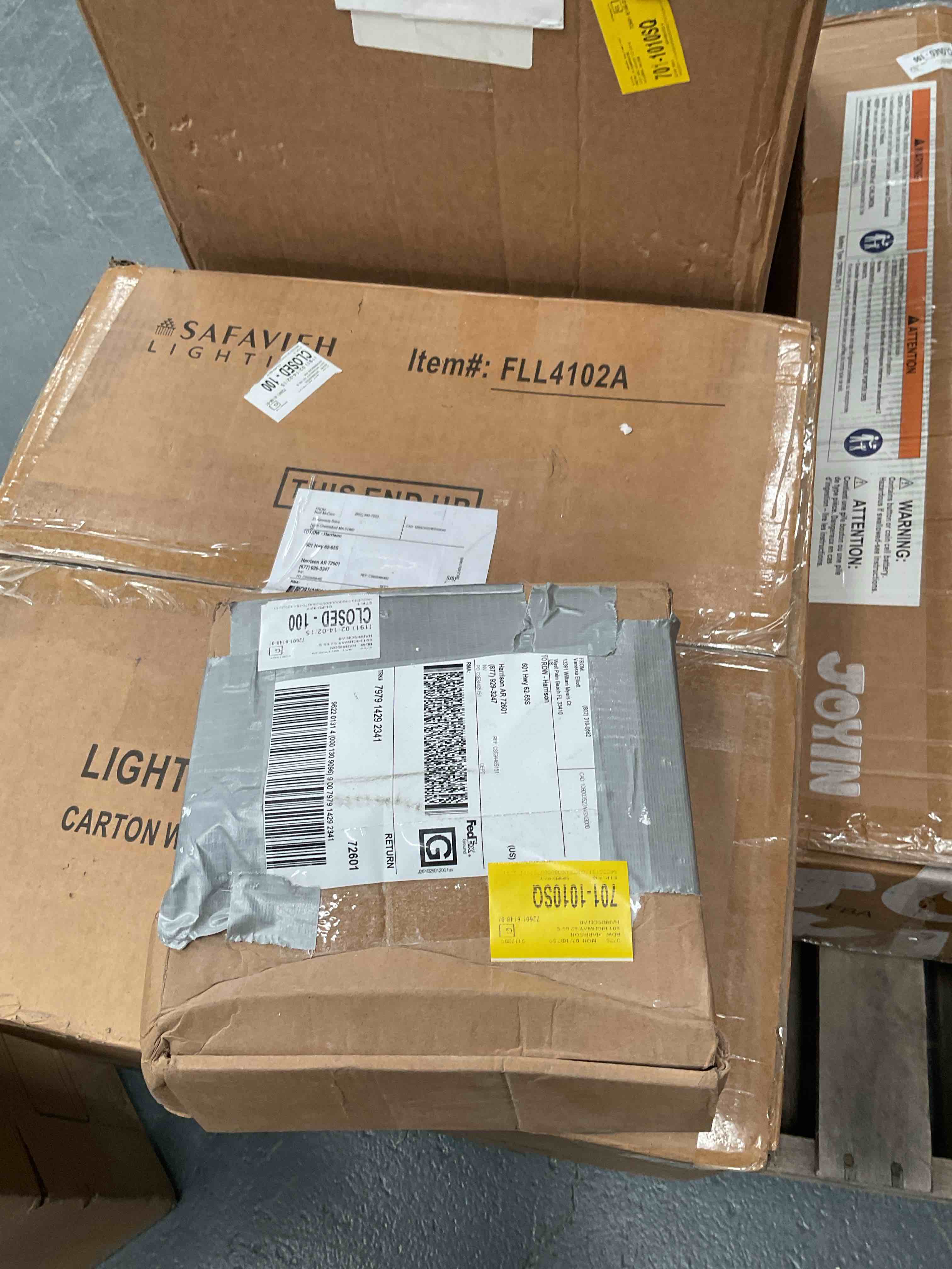 Condition photo showing Good Condition for Kingston Brass Watercourse 4-Inch Square Brass Shower Drain