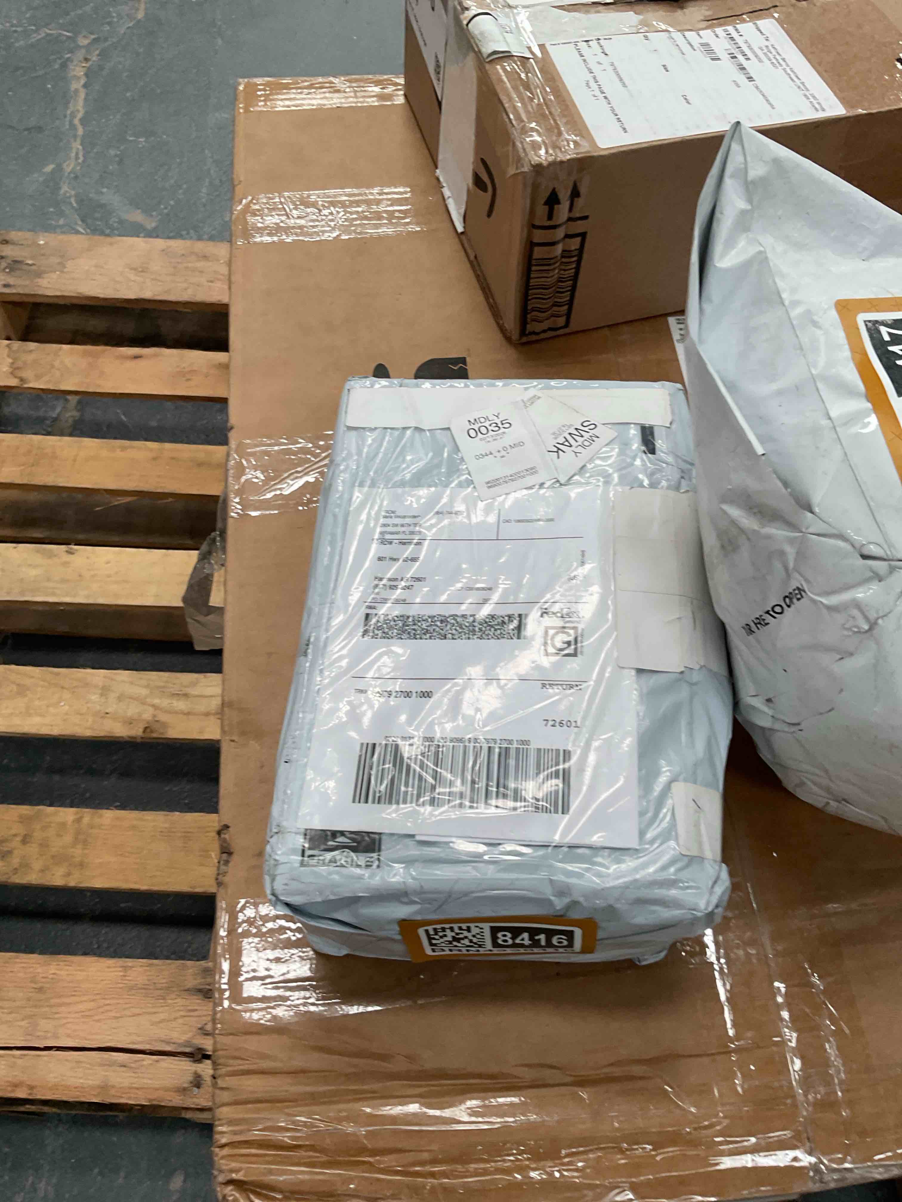 Condition photo showing Good Condition for 300FT Permanent Outdoor Lights,RGB Eaves Light With App Control Remote,DIY Scene Modes IP67 Waterproof Under Eave Lighting,Outdoor Lights For Decor,Garden Decor,House,Party,Holiday