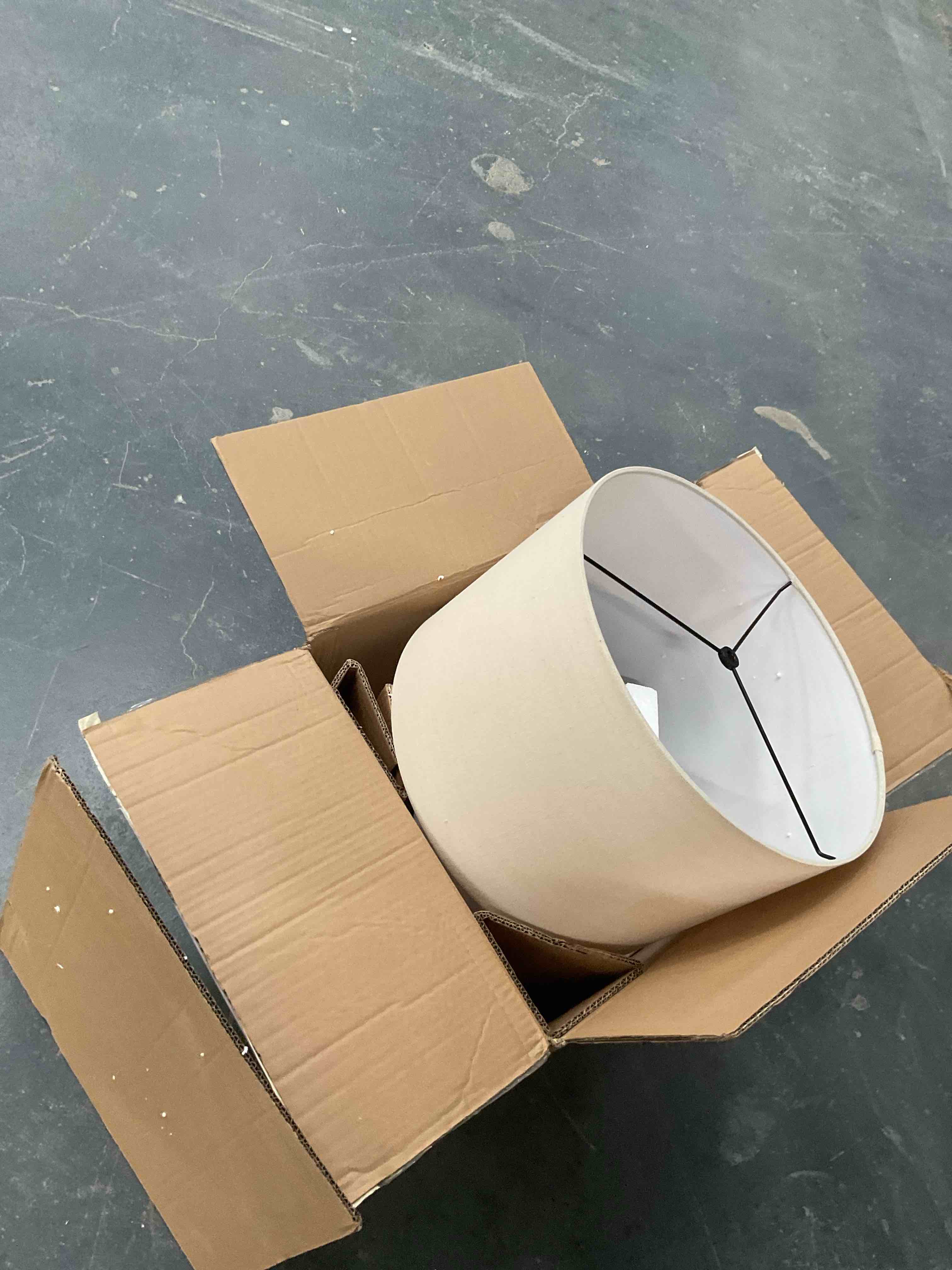 Condition photo showing Good Condition for HANGING PENDANT LIGHT