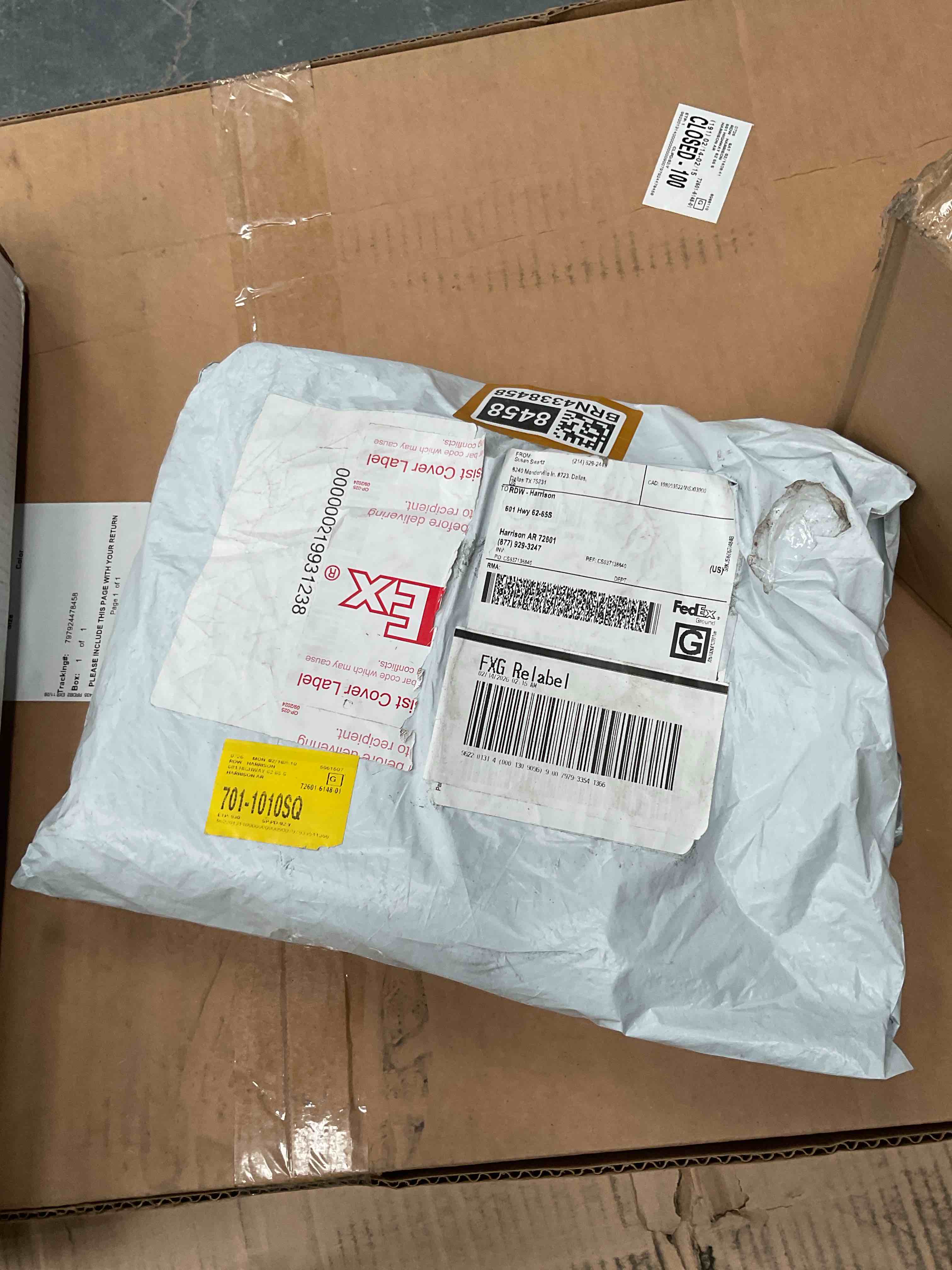 Condition photo showing Good Condition for Fulbourn Square Cotton Pillow Cover \u0026 Insert