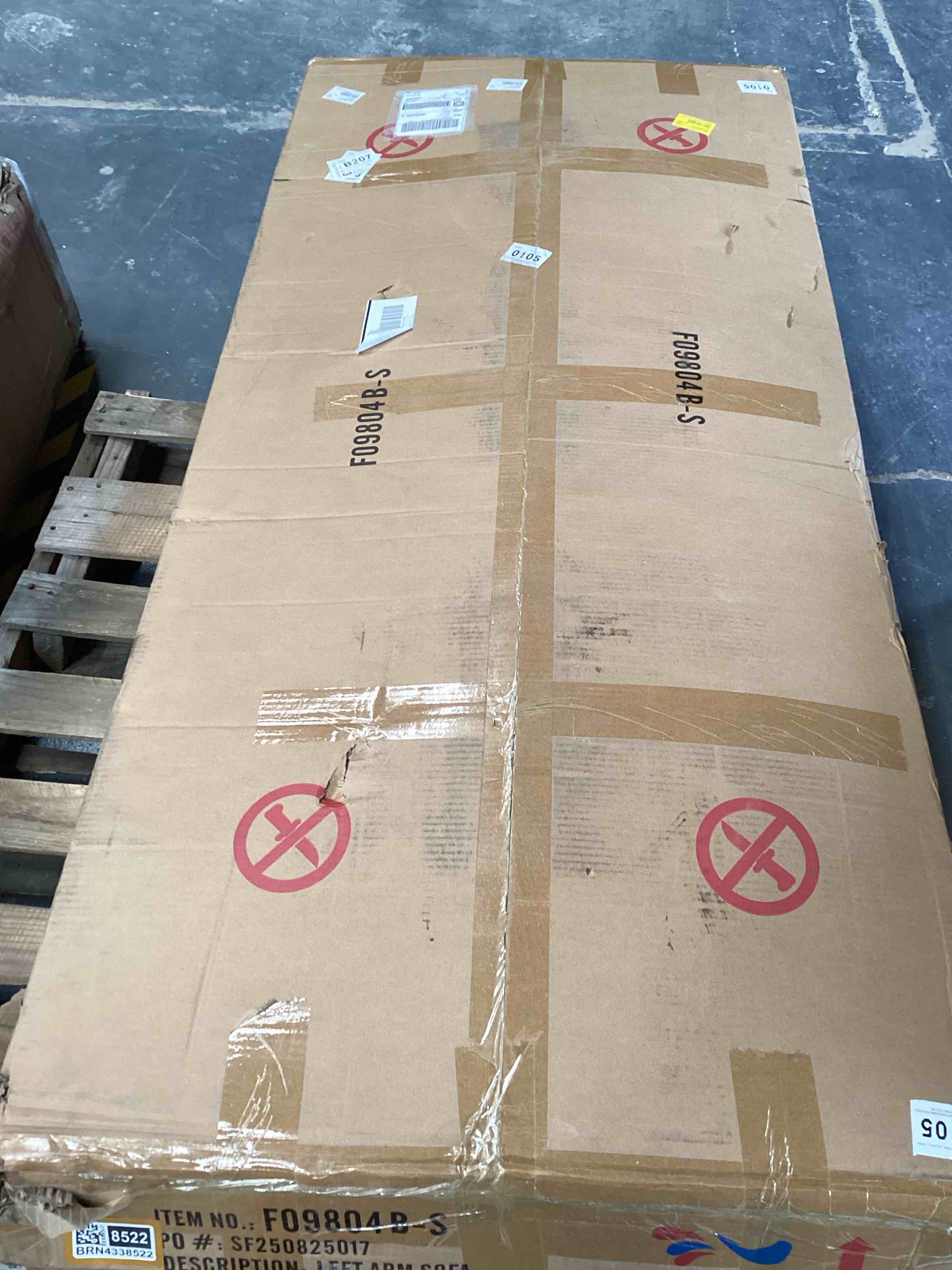 Condition photo showing Good Condition for left arm sofa