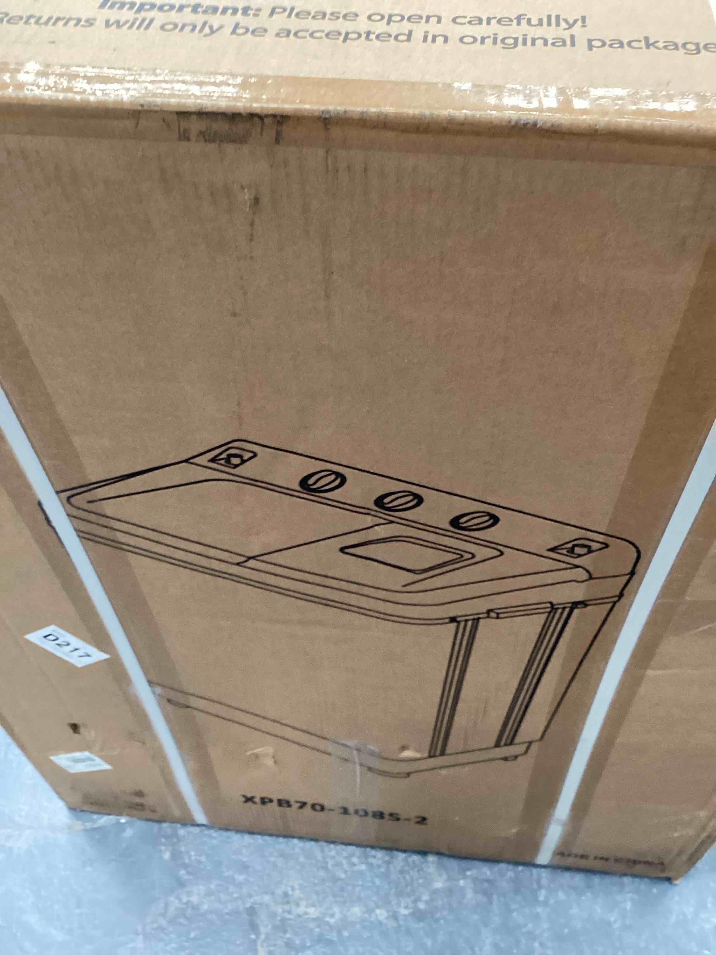 Condition photo showing Good Condition for 30Lbs High Efficiency Portable Washer \u0026 Dryer Combo 19Lbs Washer/11Lbs Spinner With Drain Pump