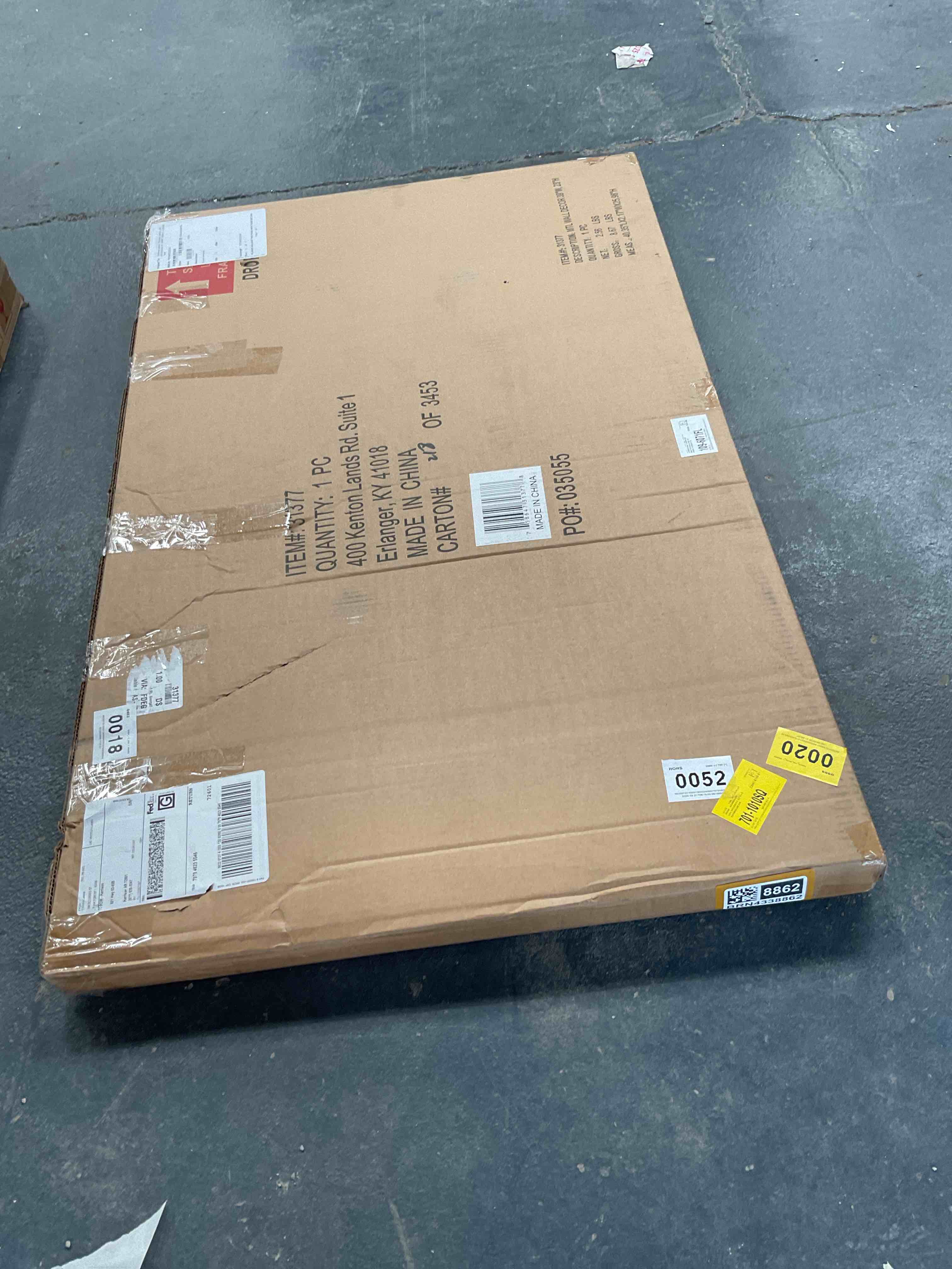 Condition photo showing Good Condition for Metal Overlapping Circle Geometric Home Wall Decor