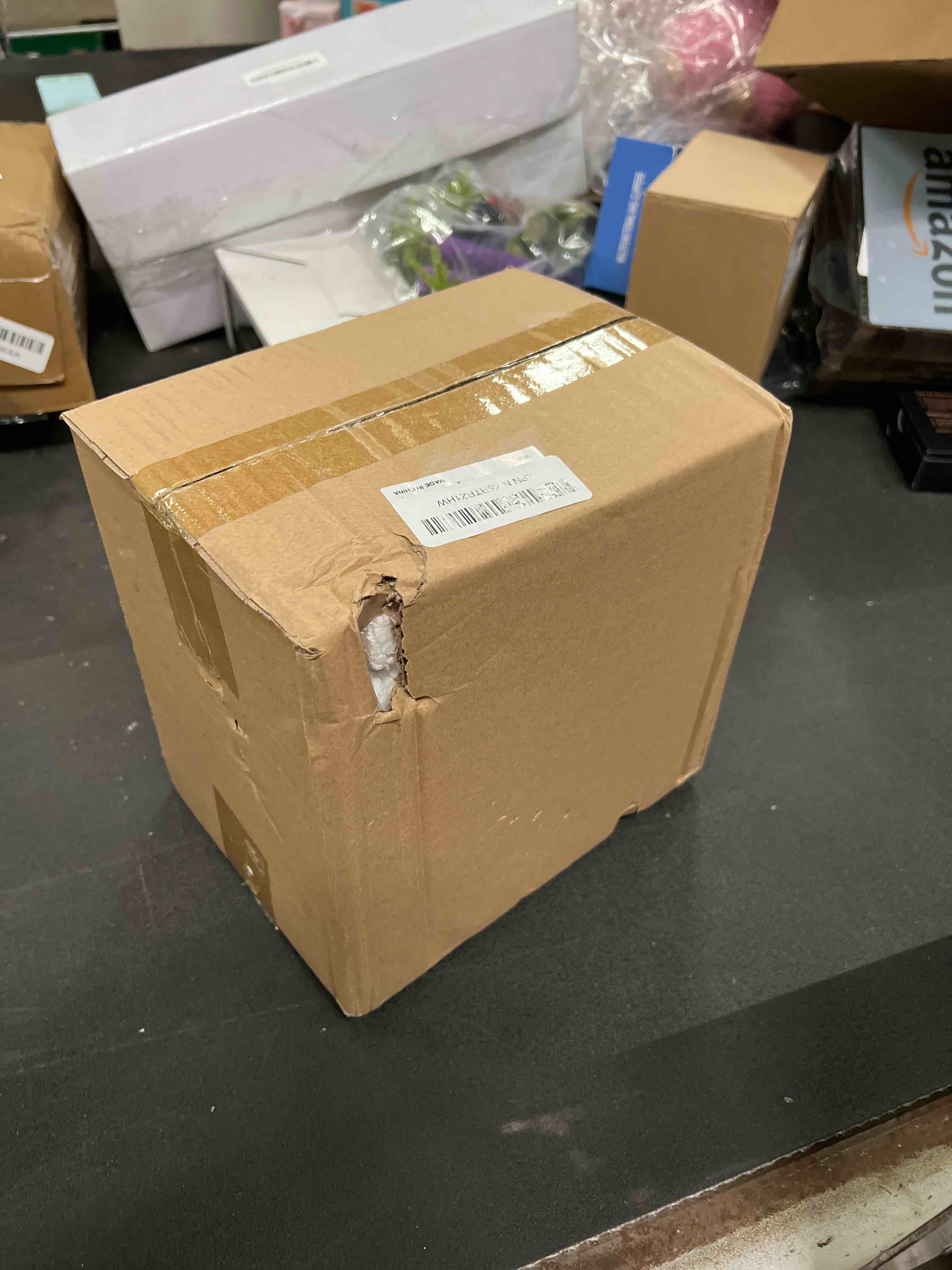 Condition photo showing Good Condition for Fonder Mols Reindeer Christmas Stocking Holders for Mantle Set of 2, Deer Xmas Fireplace Hanger Hooks Metal Grips Clips Mantel Hooks (Gold)