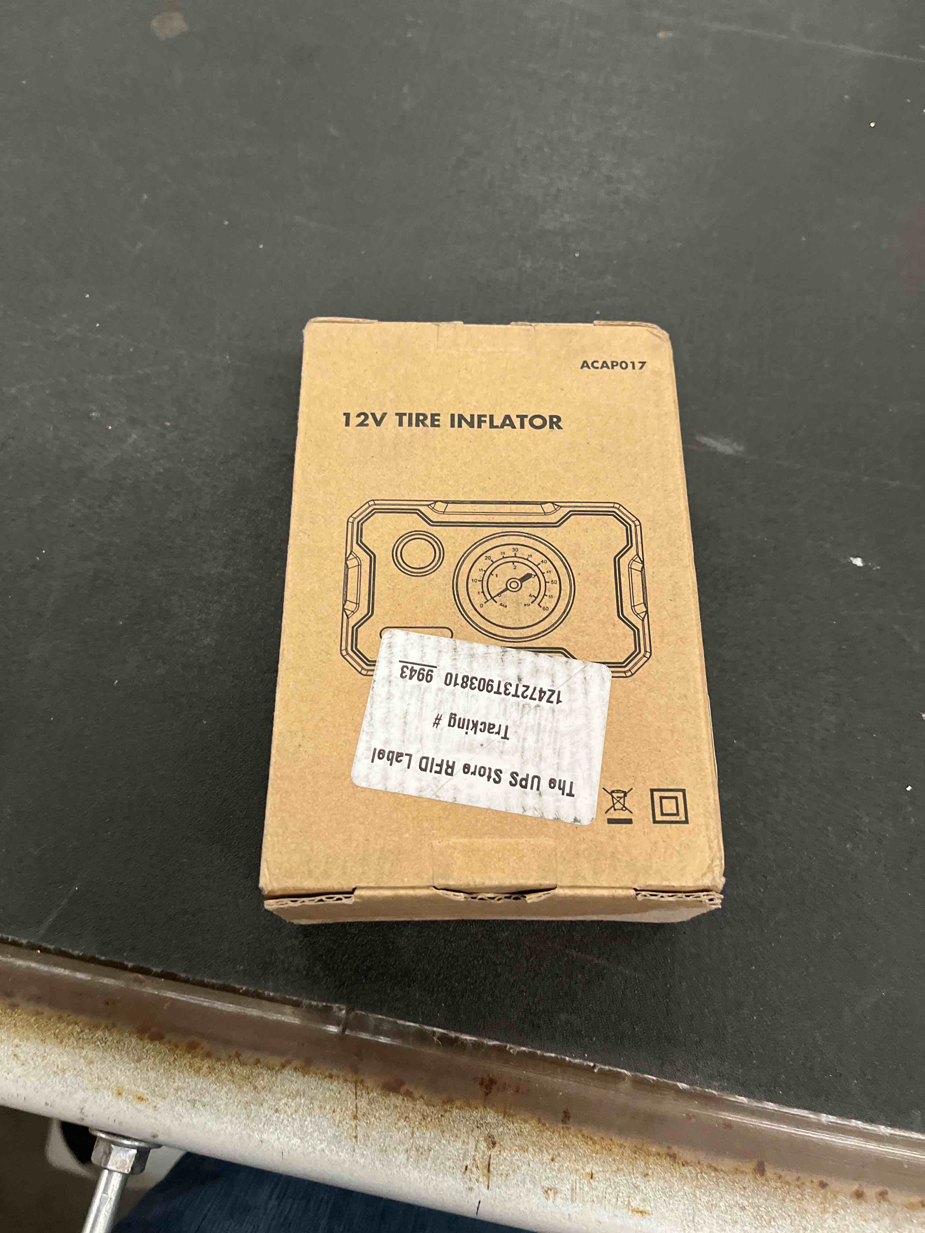 Condition photo showing Good Condition for AVID POWER 12V Tire Inflator Portable Air Compressor, Portable Car Air Pump w/Display Gauge and LED Light, Air Pump for Car Tires, Bike, Motorcycle, Compact, Lightweight (Red)