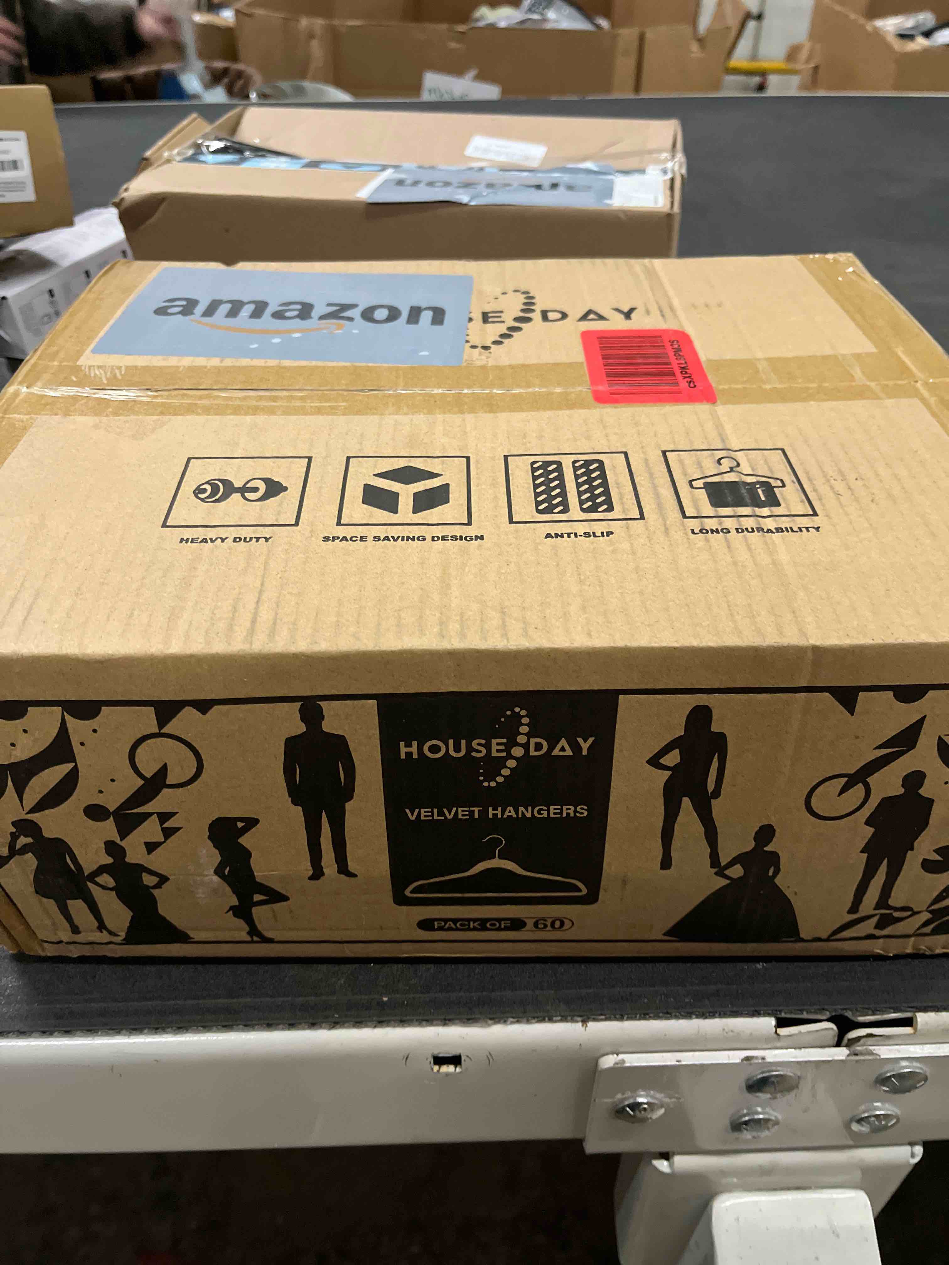 Condition photo showing Good Condition for HOUSE DAY Black Velvet Hangers 60 Pack, Non Slip Clothes Felt Hanger Heavy Duty for Coat, Premium Slim Space Saving Suit Hangers for Closet Organizer, 360° Rotating Silver Hook Black 60 Pack