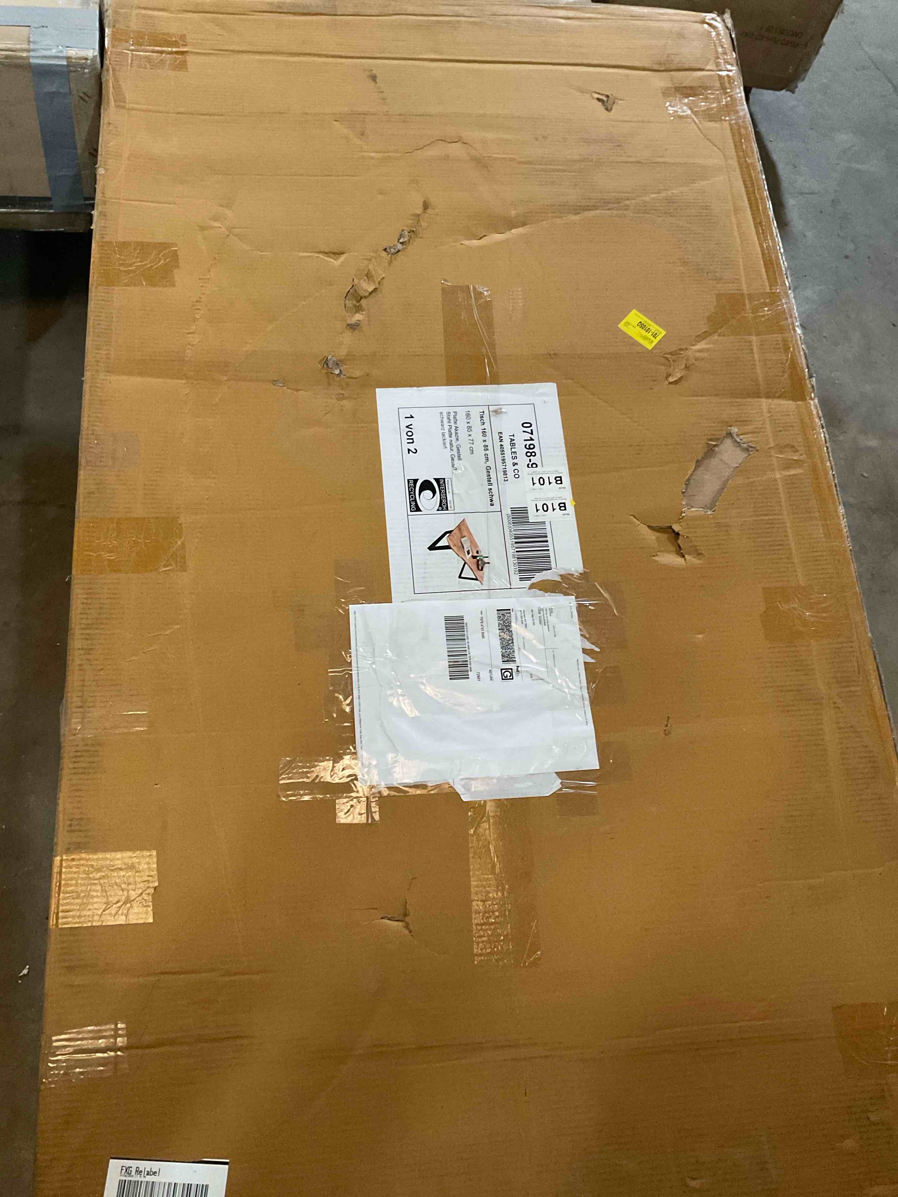 Condition photo showing Good Condition for Acacia Dining Table