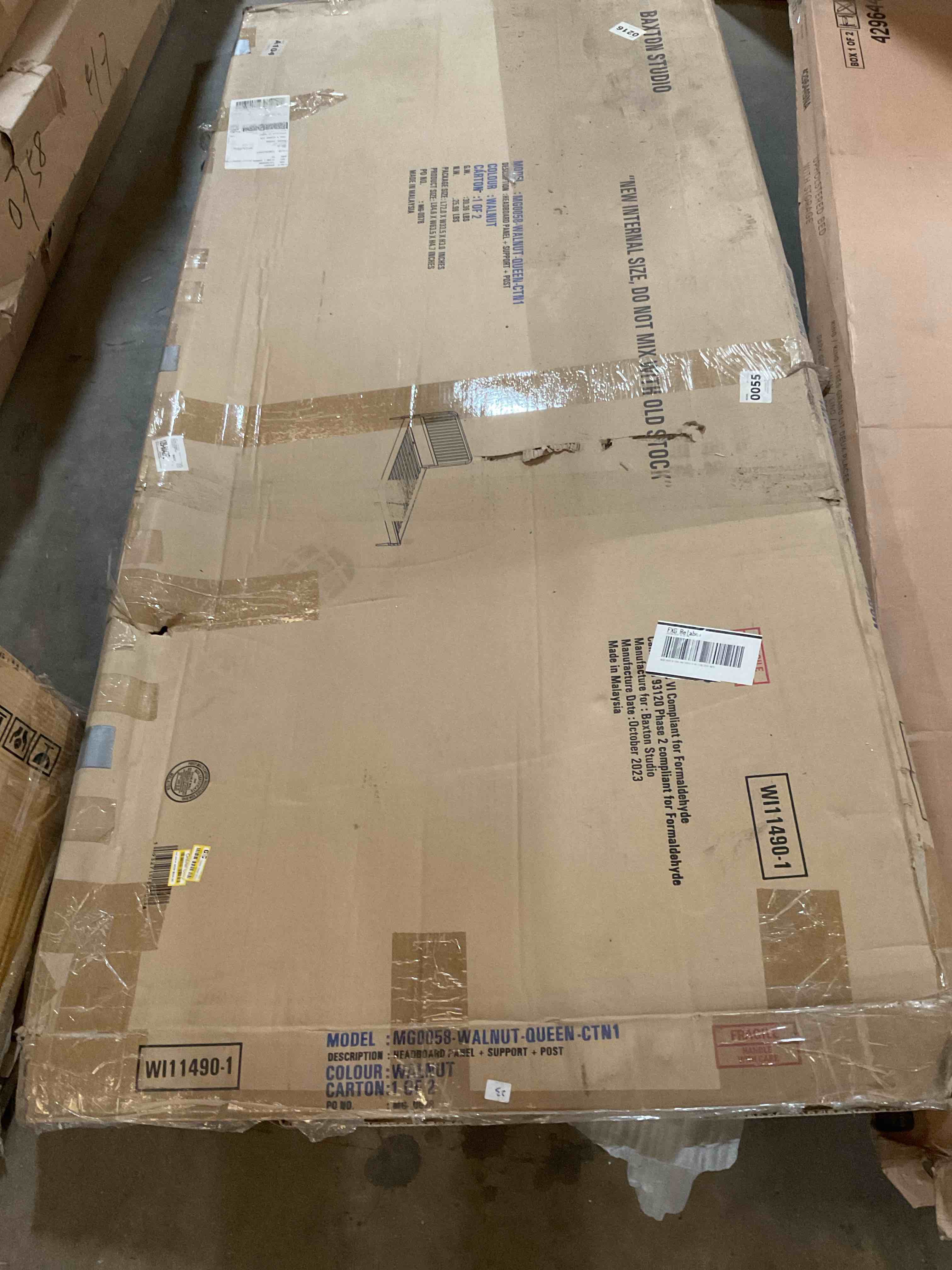 Condition photo showing Good Condition for queen headboard panel + support + post