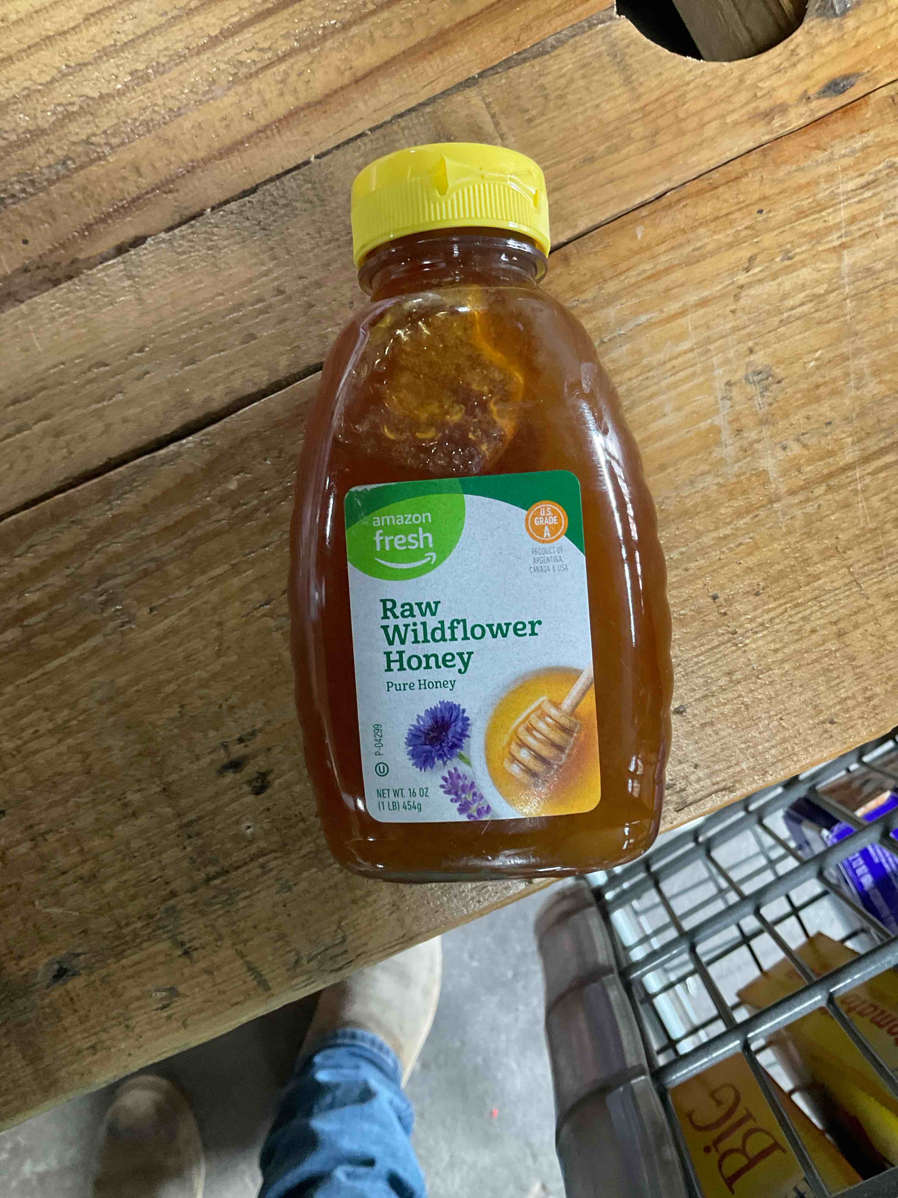 Condition photo showing New/Like New for Amazon Grocery, Raw Wildflower Pure Honey, 16 Oz (Previously Amazon Fresh, Packaging May Vary)