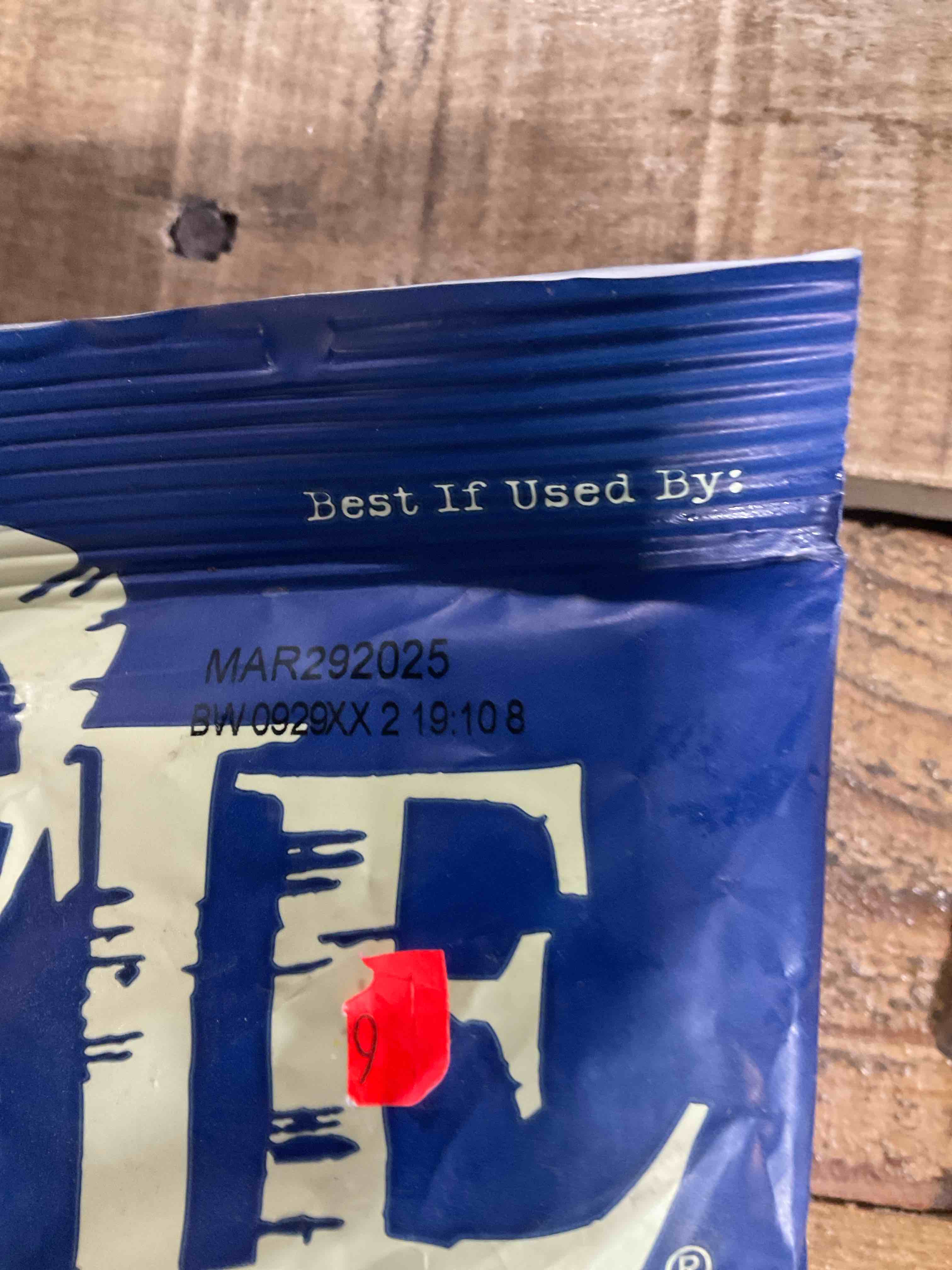 Condition photo showing New/Like New for Kettle Brand Sea Salt and Vinegar Kettle Potato Chips, Gluten-Free, Non-GMO, 7.5 oz Bag Sea Salt & Vinegar 7.5 Ounce (Pack of 1)