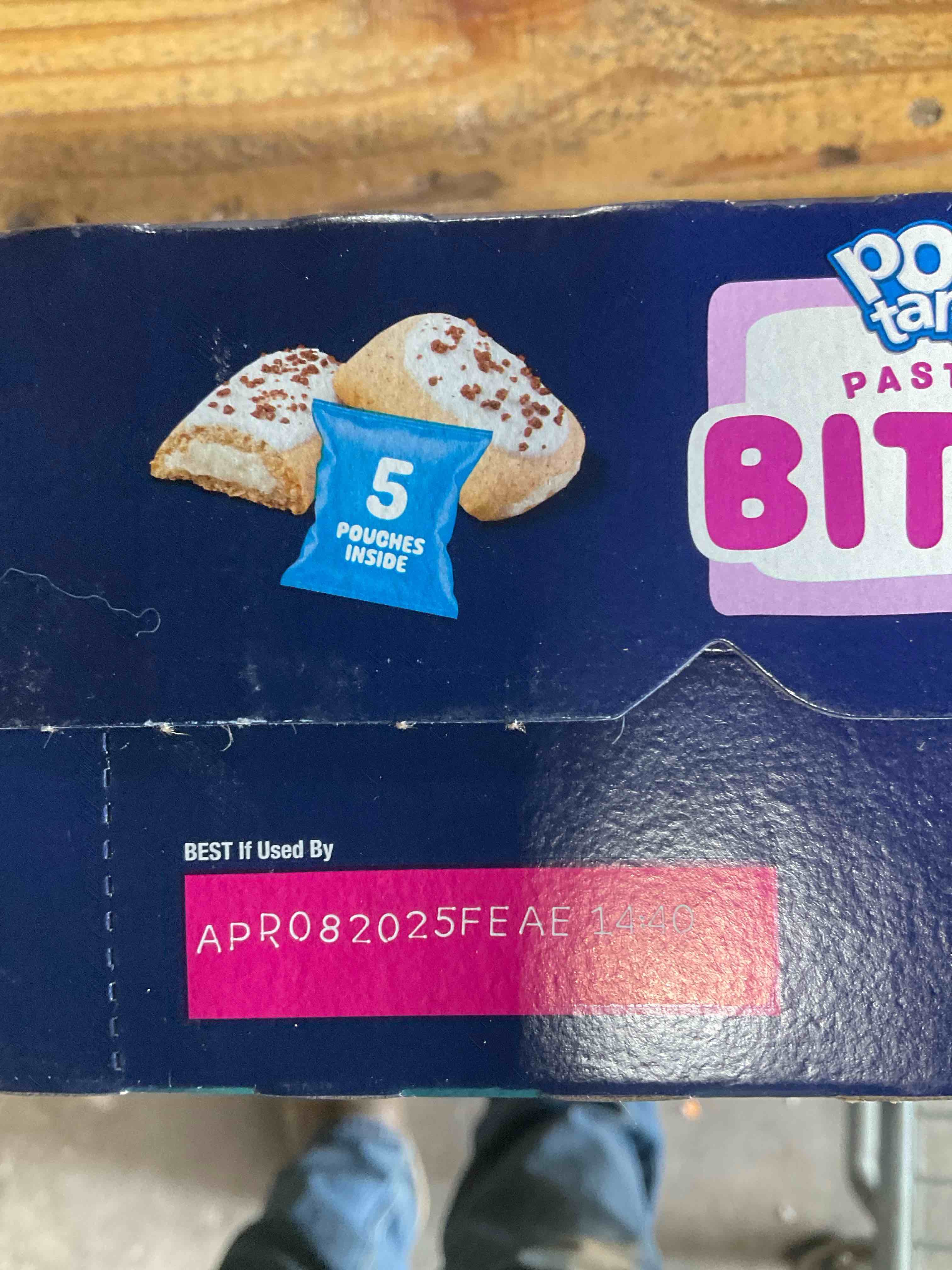 Condition photo showing New/Like New for Pop-Tarts Baked Pastry Bites, Kids Snacks, School Lunch, Frosted Cinnamon Roll, 7oz Box (5 Pouches)