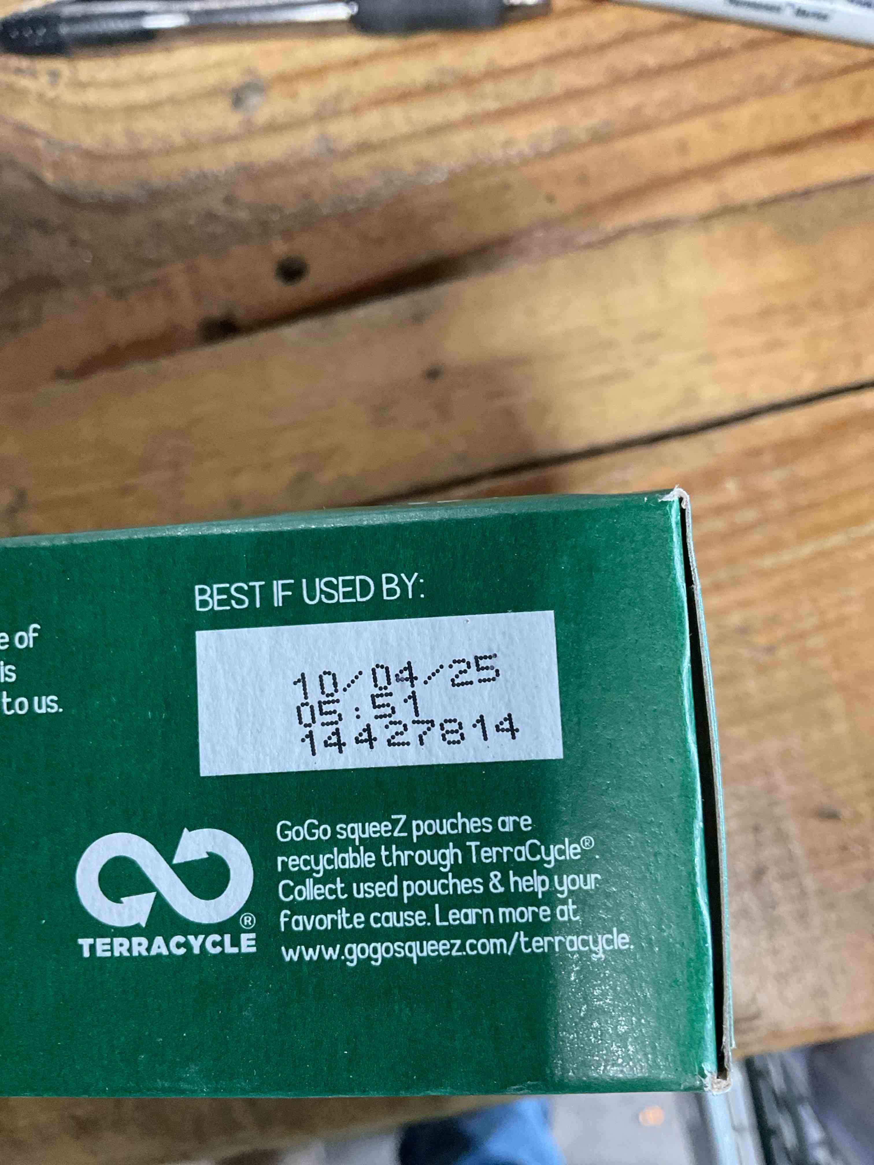 Condition photo showing New/Like New for GoGo squeeZ Fruit on the Go Organic, Apple Apple, 3.2 oz (Pack of 4), Unsweetened Organic Fruit Snacks for Kids, Gluten Free, Nut Free and Dairy Free, Recloseable Cap, BPA Free Pouches Organic Apple 3.2 Ounce (Pack of 4)