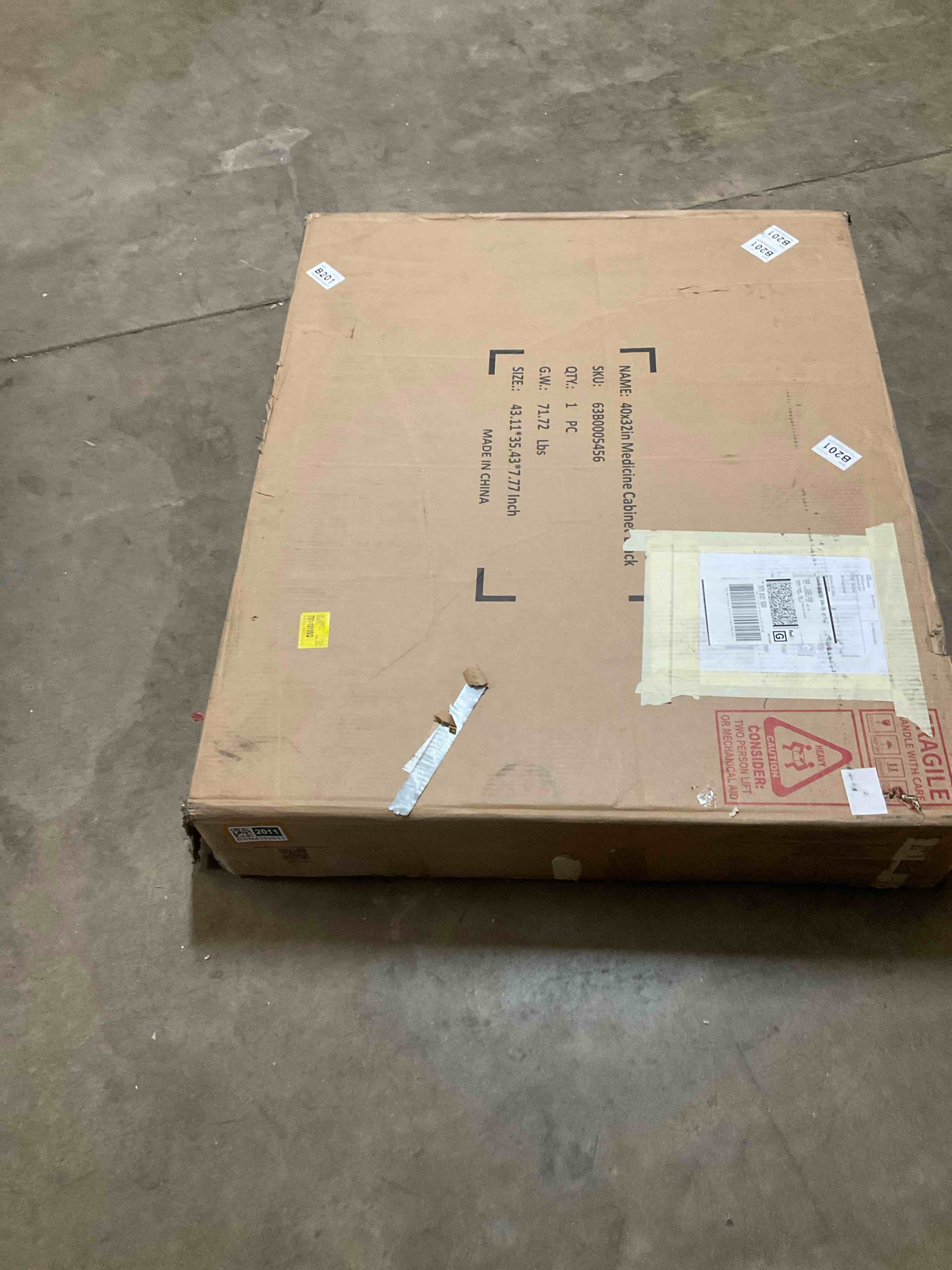 Condition photo showing Good Condition for 40” X 32” ON WALL MEDICINE CABINET BLACK