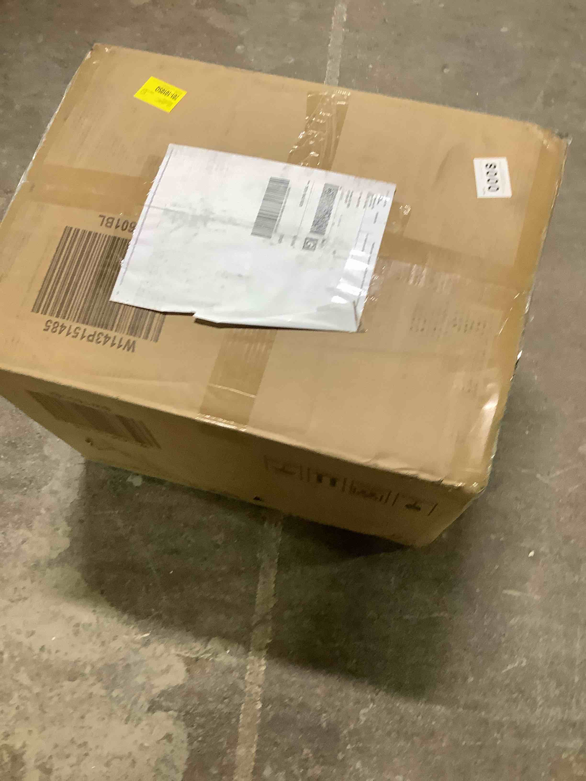 Condition photo showing Good Condition for Velvet Upholstered Wingback Dining Chair