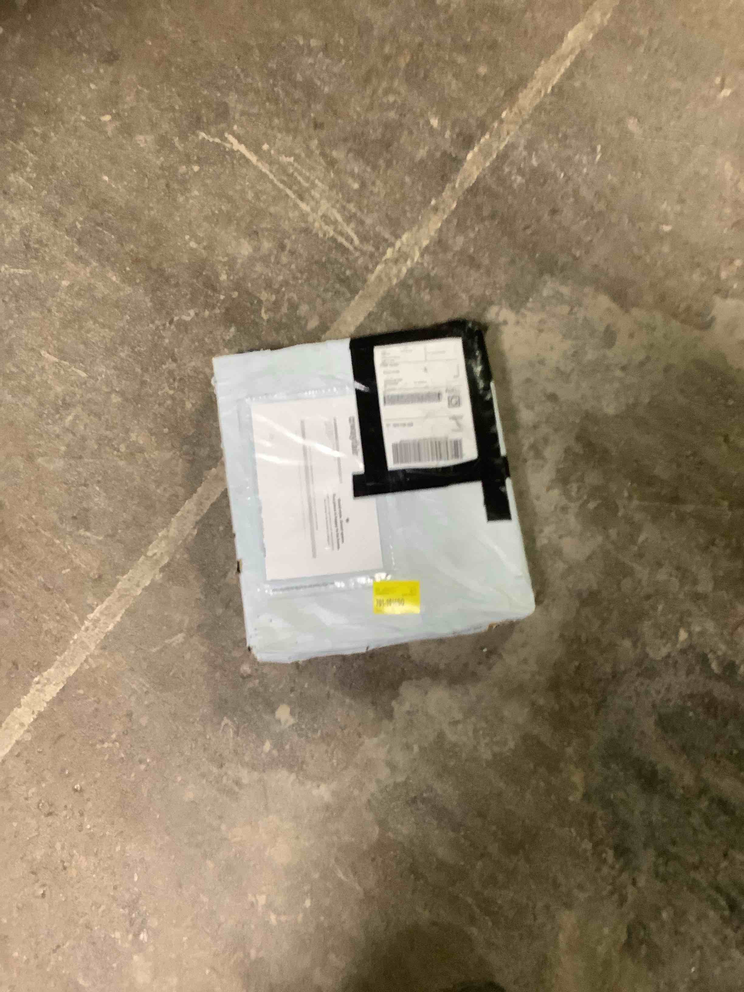 Condition photo showing Good Condition for New England Cutlery 7 Piece Knife Block Set