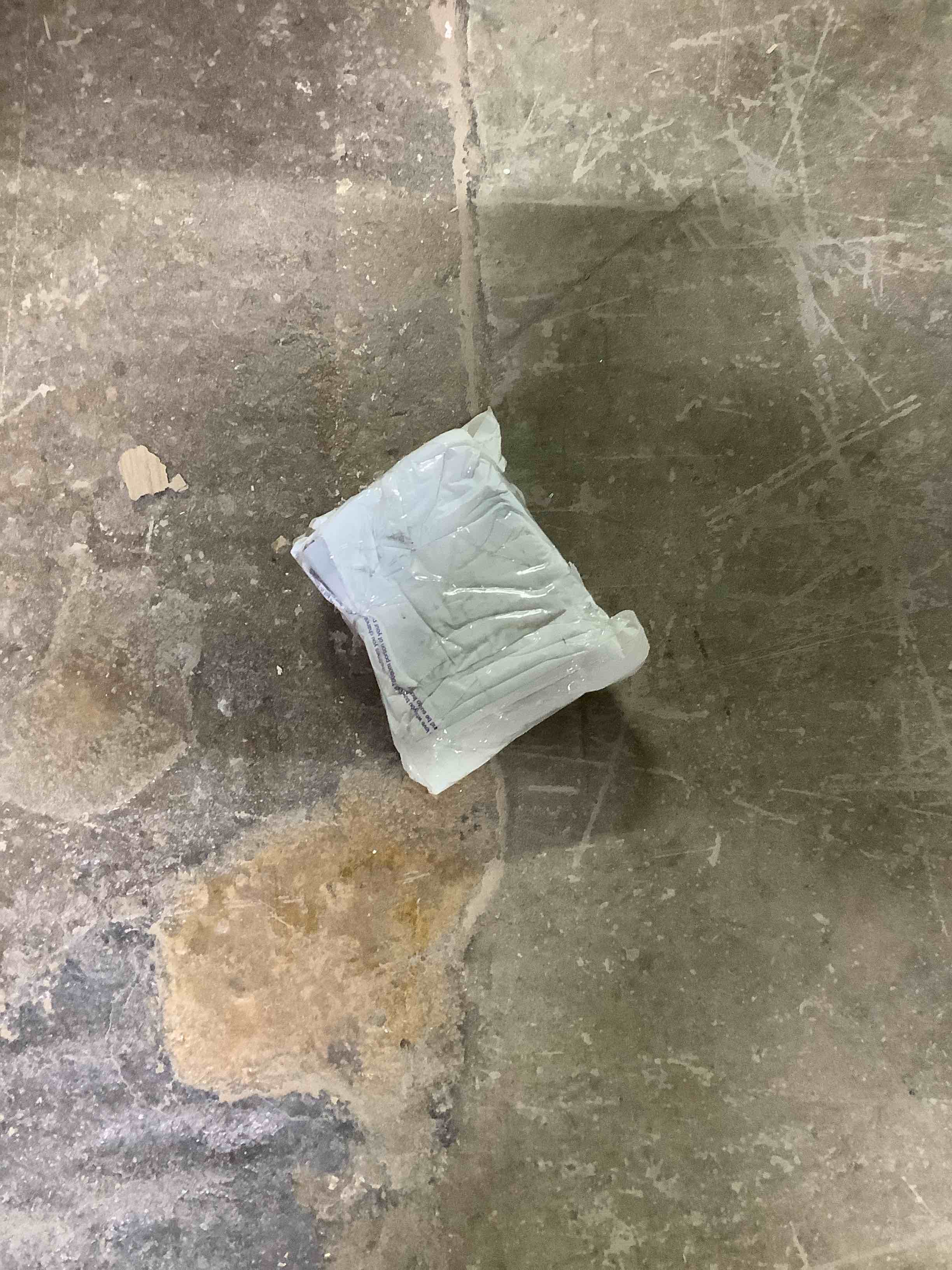 Condition photo showing Good Condition for skyx sky plug smart plug and play lighting base