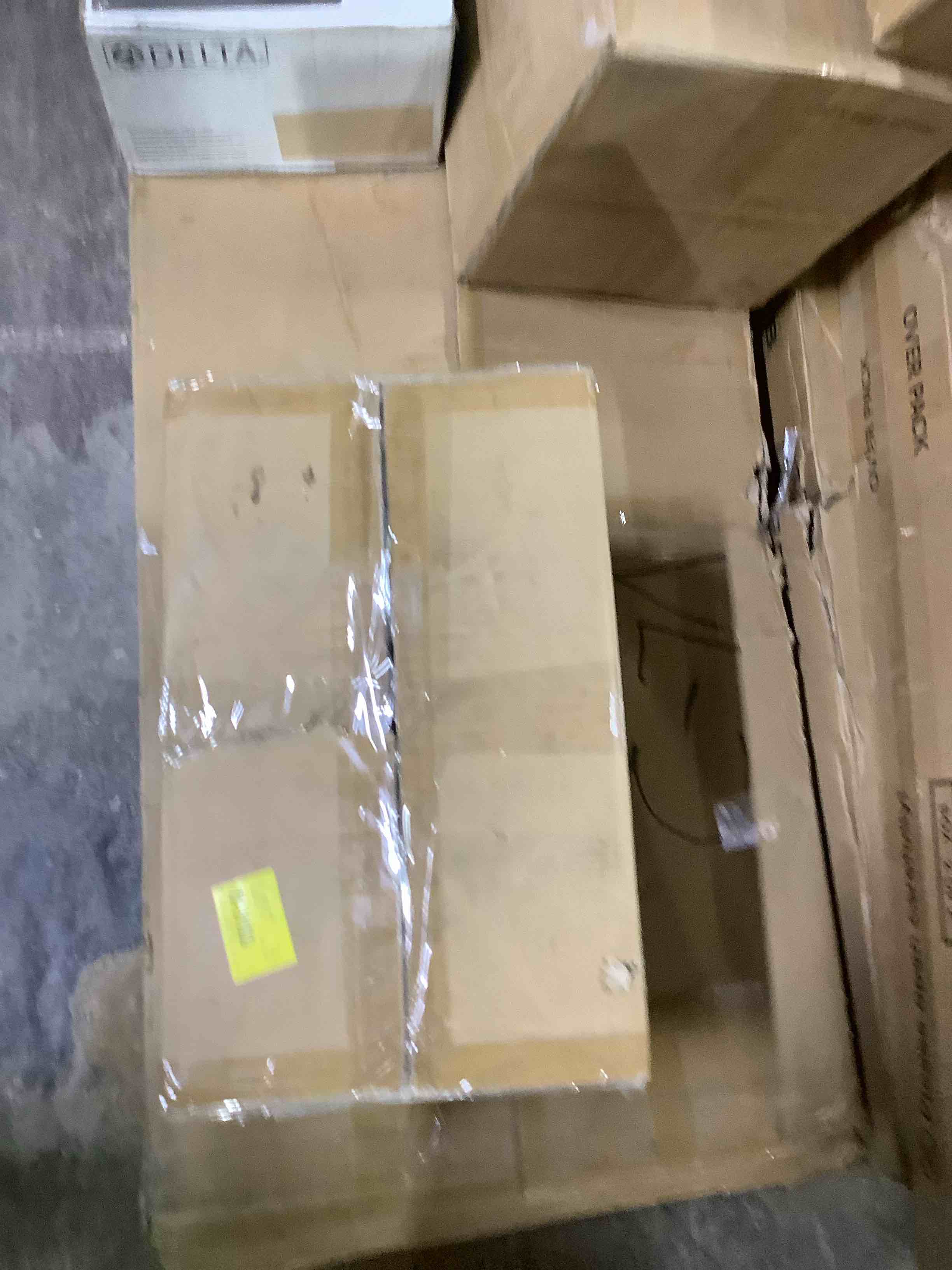 Condition photo showing Good Condition for vevor luted console table
