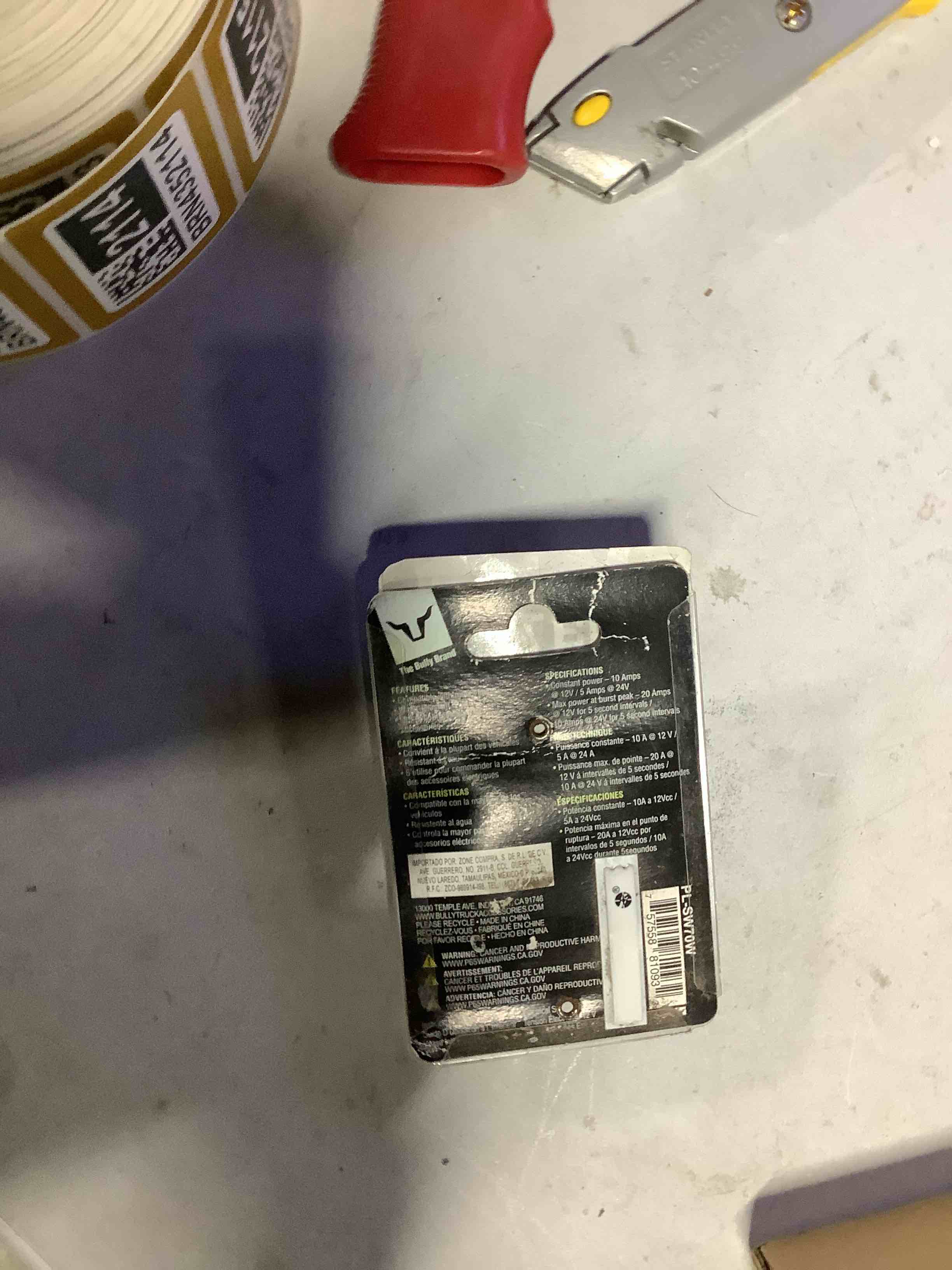 Condition photo showing Good Condition for light switch