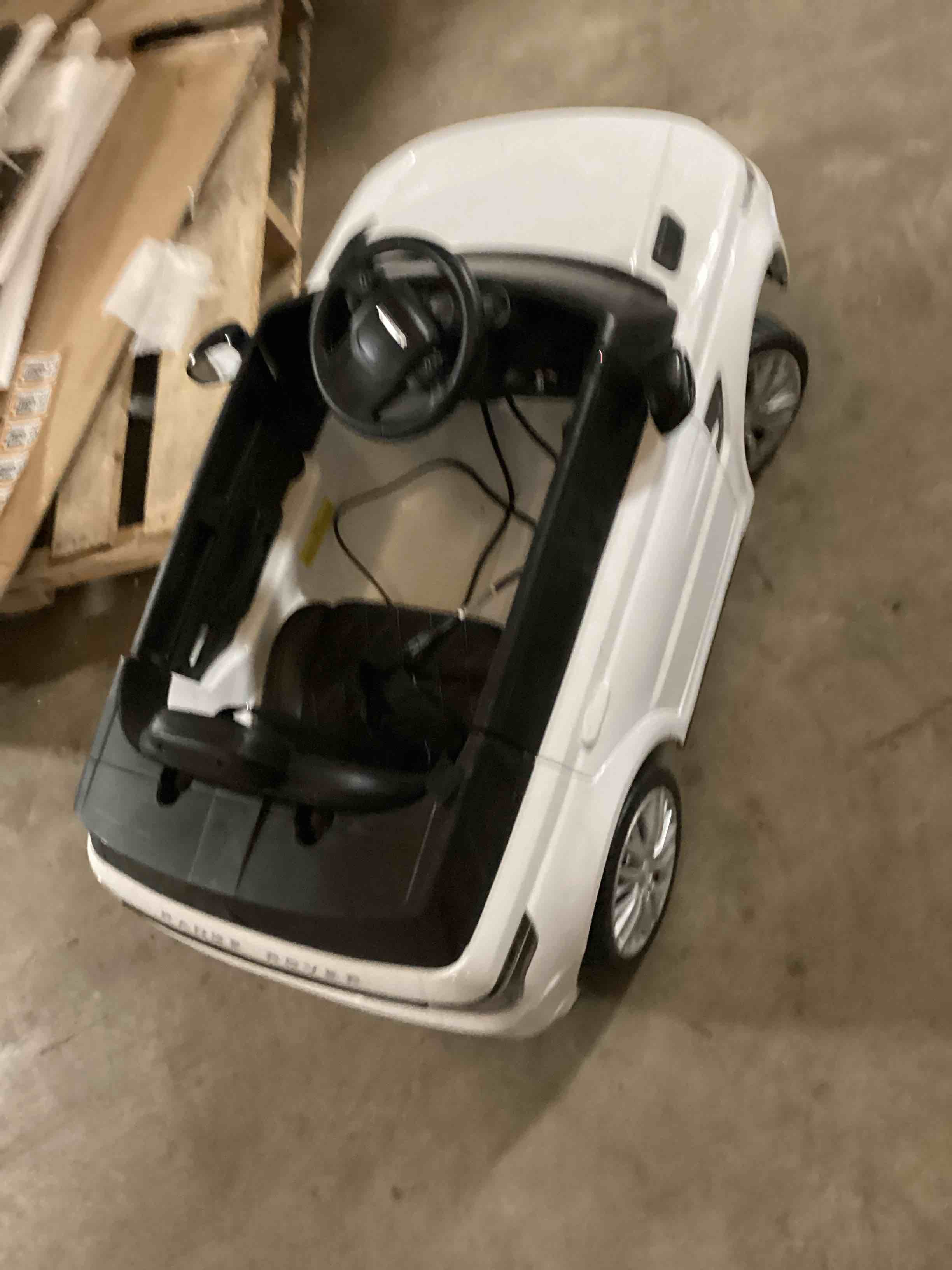 white range rover kids toy