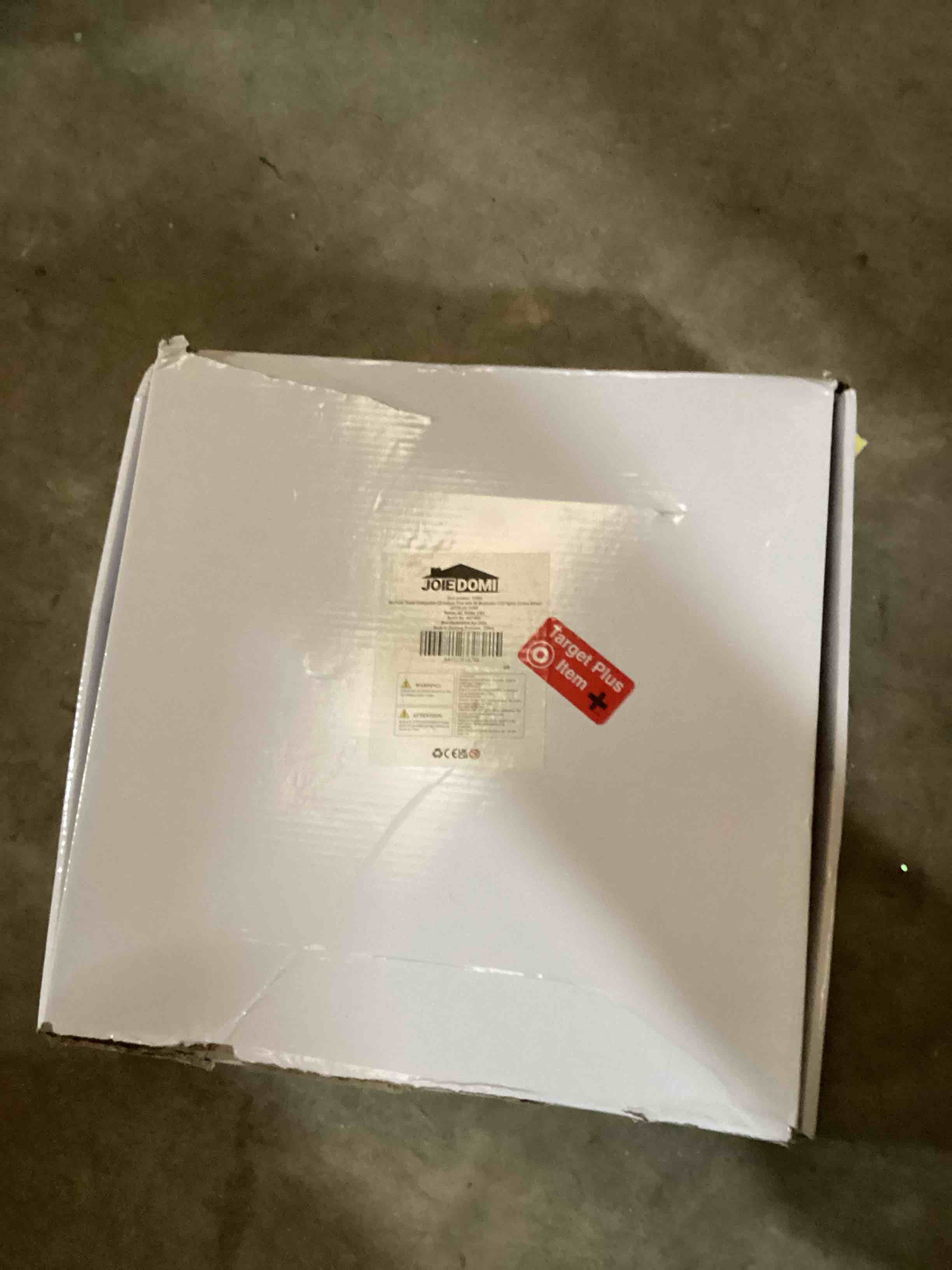 Condition photo showing Good Condition for Christmas decor