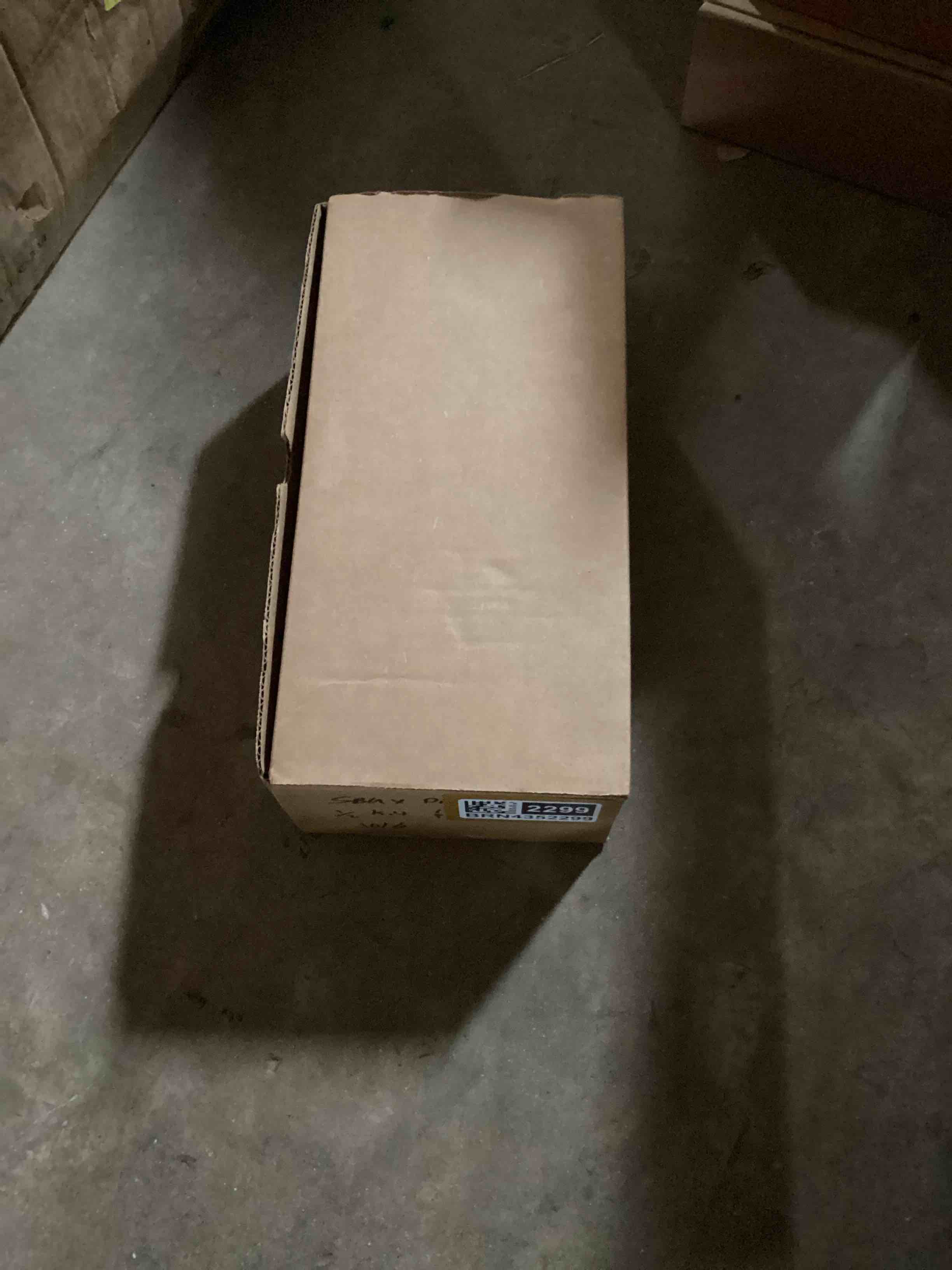 Condition photo showing Good Condition for quick release dock with 15mm release tab