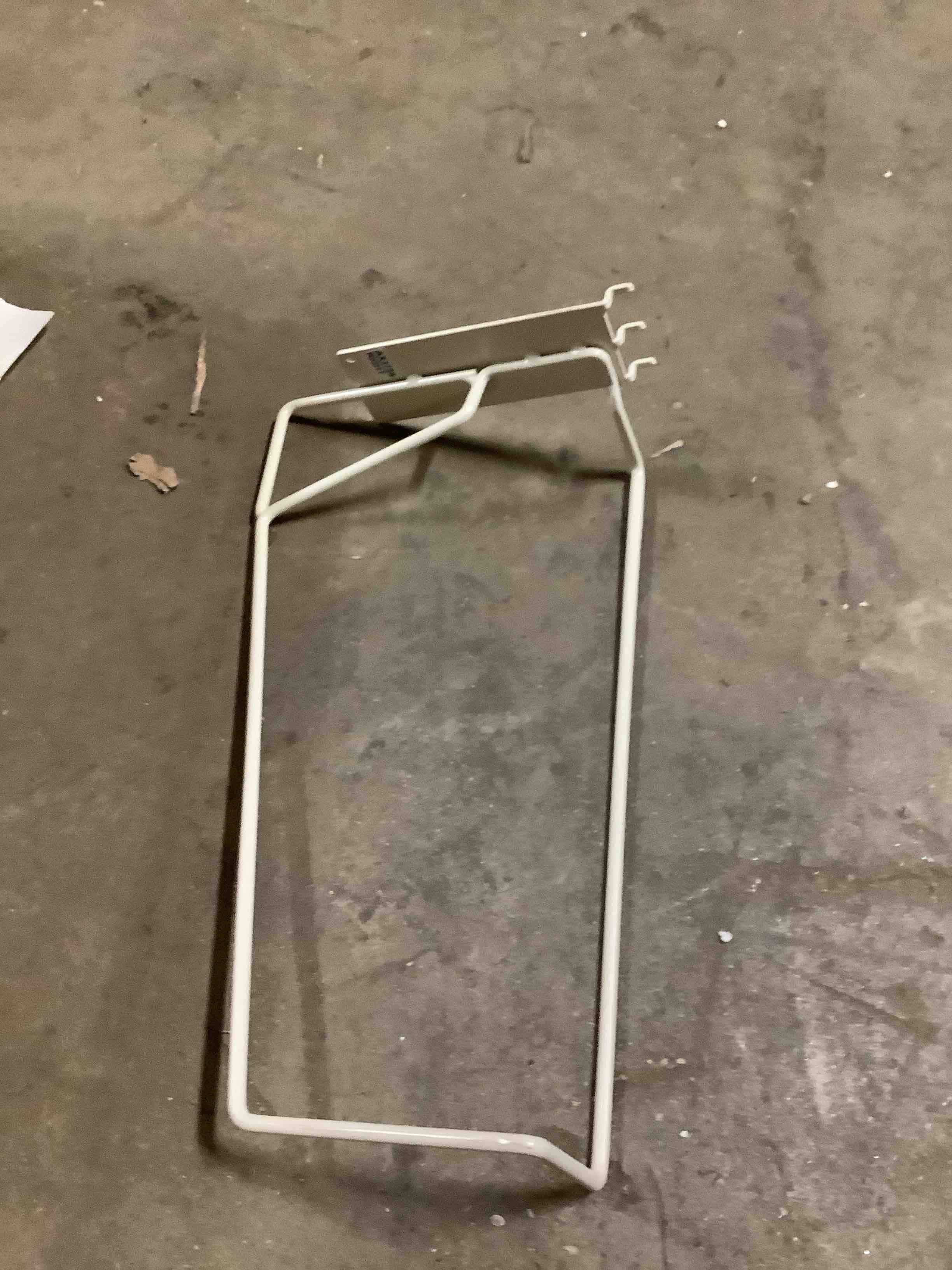 Condition photo showing Good Condition for  (“20 pieces”)Shelving fixtures 