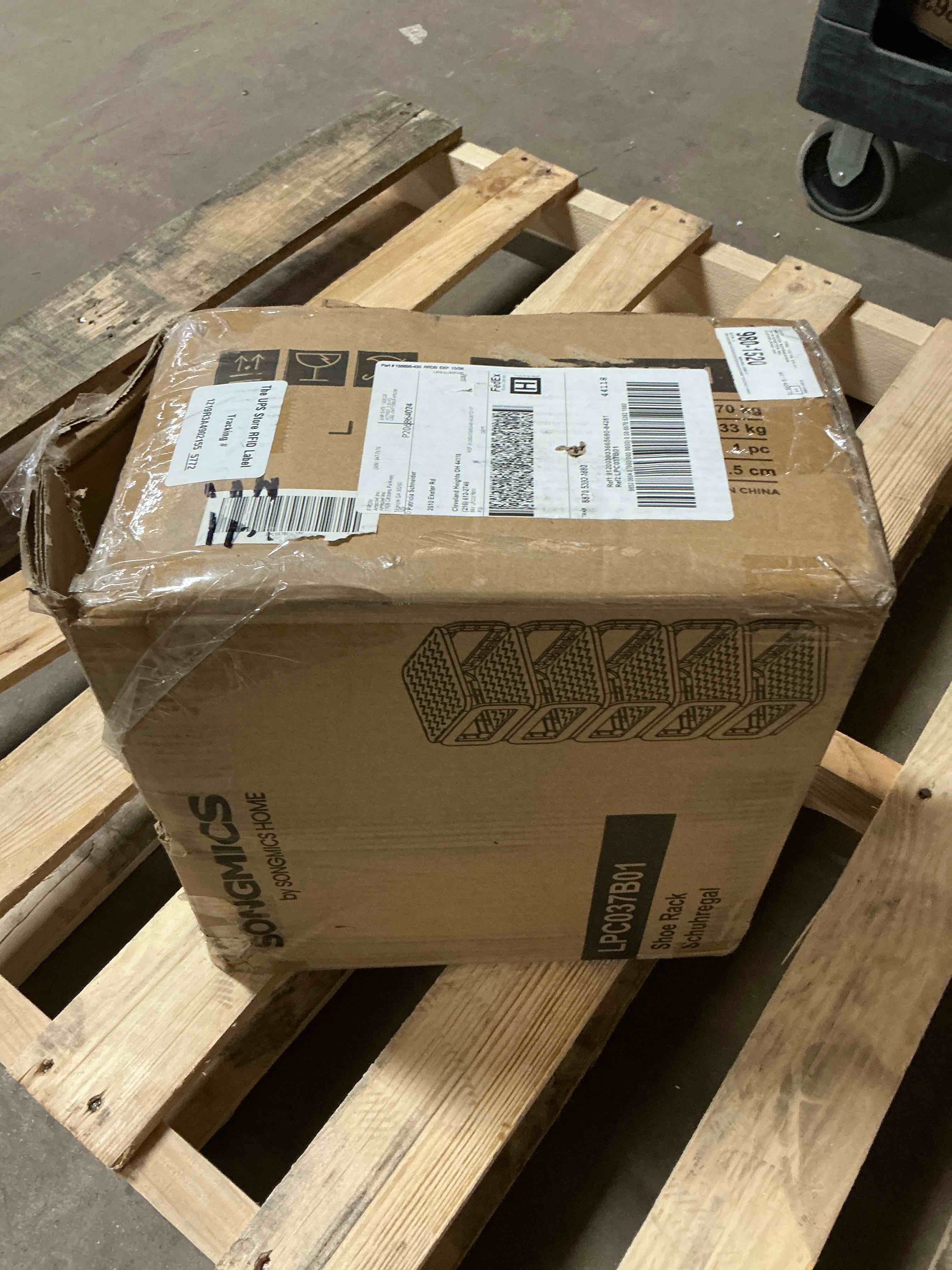 Condition photo showing Good Condition for Shoe Rack Shoe Storage Shoe Organizer 5 Compartments Shoe Storage Narrow Shoe Rack Entry Way Open Shelf for Living Room Bathroom Space Saving Black LPC037B01