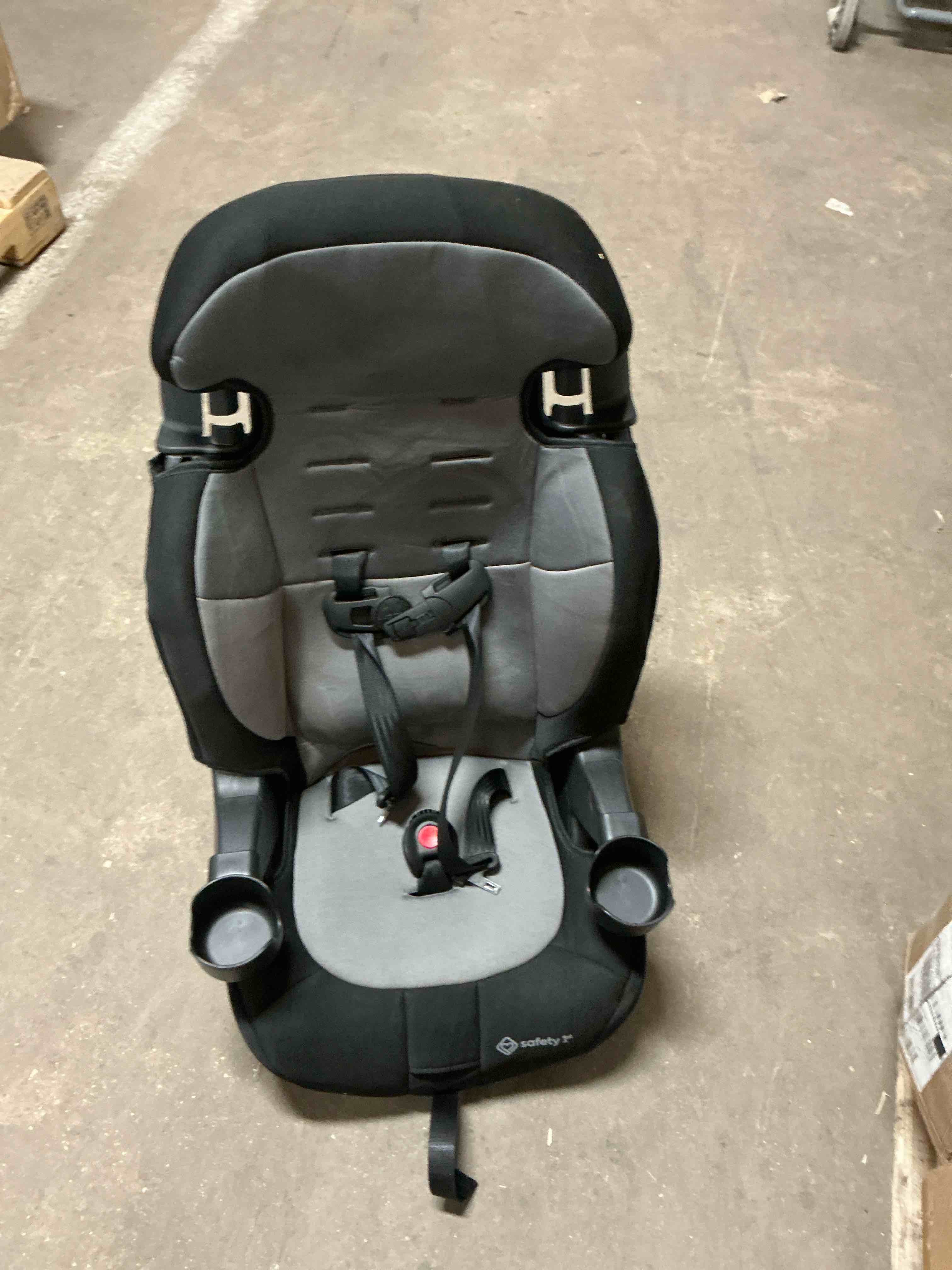 Condition photo showing Good Condition for Grand Booster